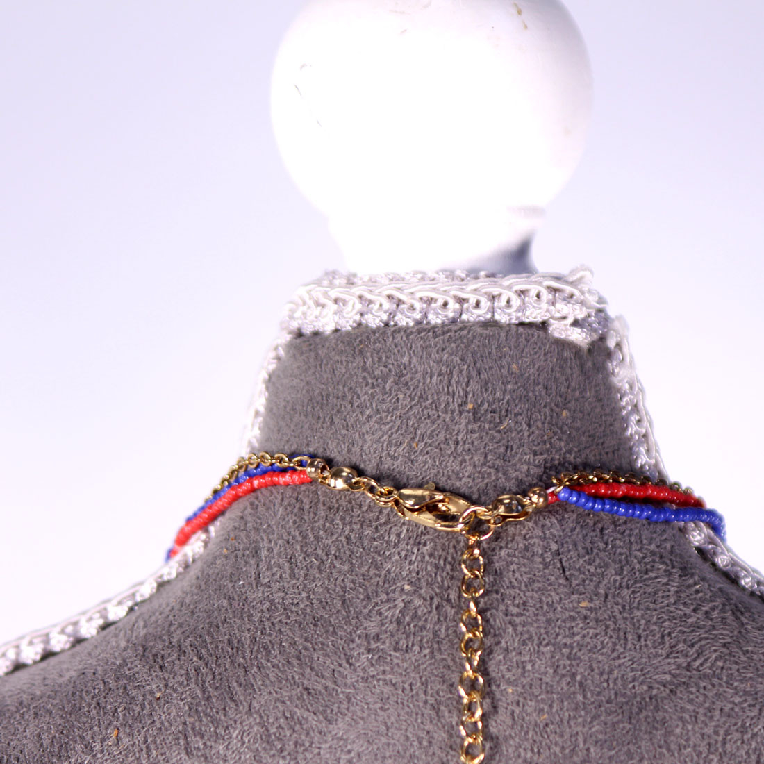 Voir photo 3 de Collier pour l'été Collier pour l'été Bon état reconditionné photo 3