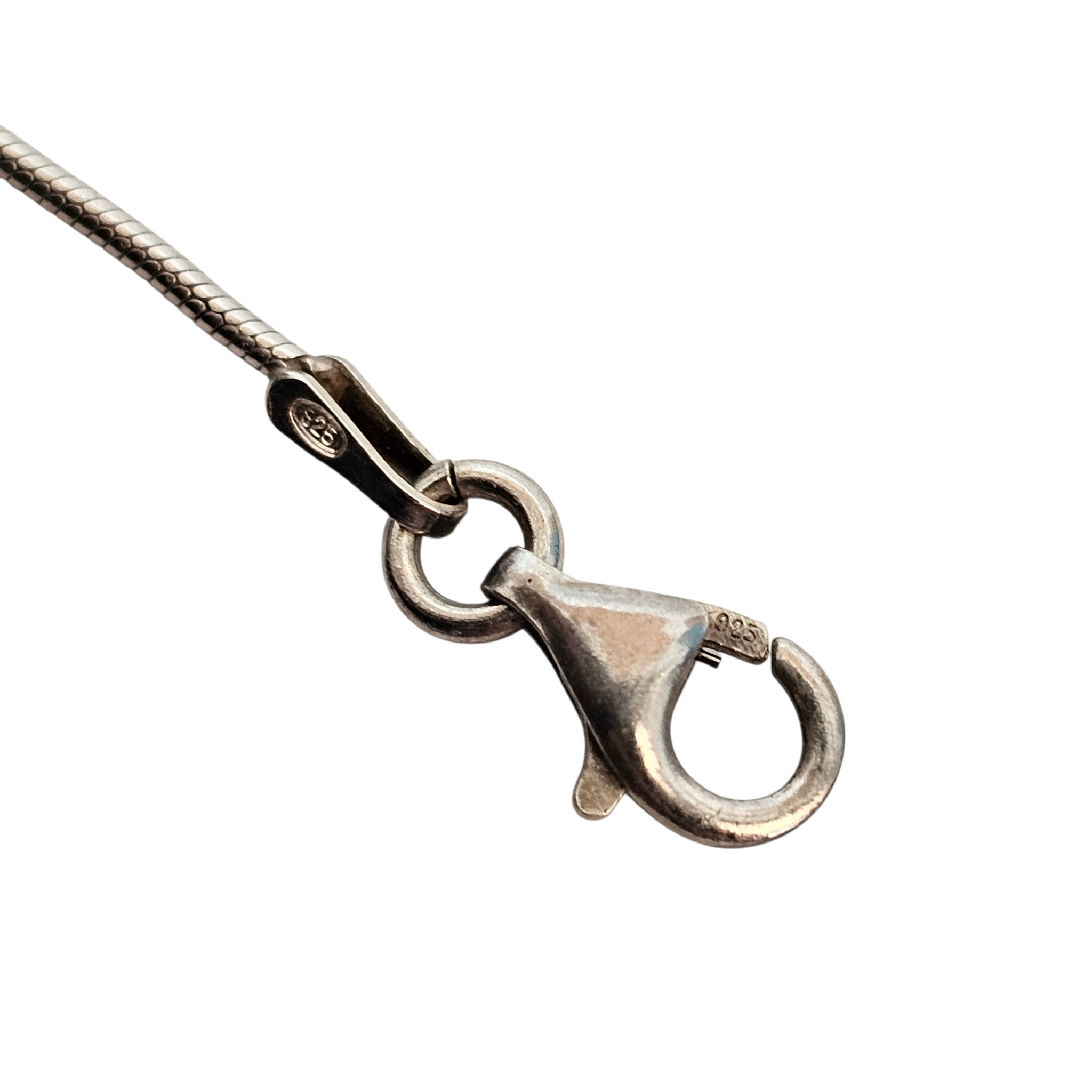 Voir photo 6 de Collier ras de cou chic en Argent 925 et Ambres. (43 cm de longueur) Collier ras de cou chic en Argent 925 et Ambres. (43 cm de longueur) Très bon état reconditionné photo 6