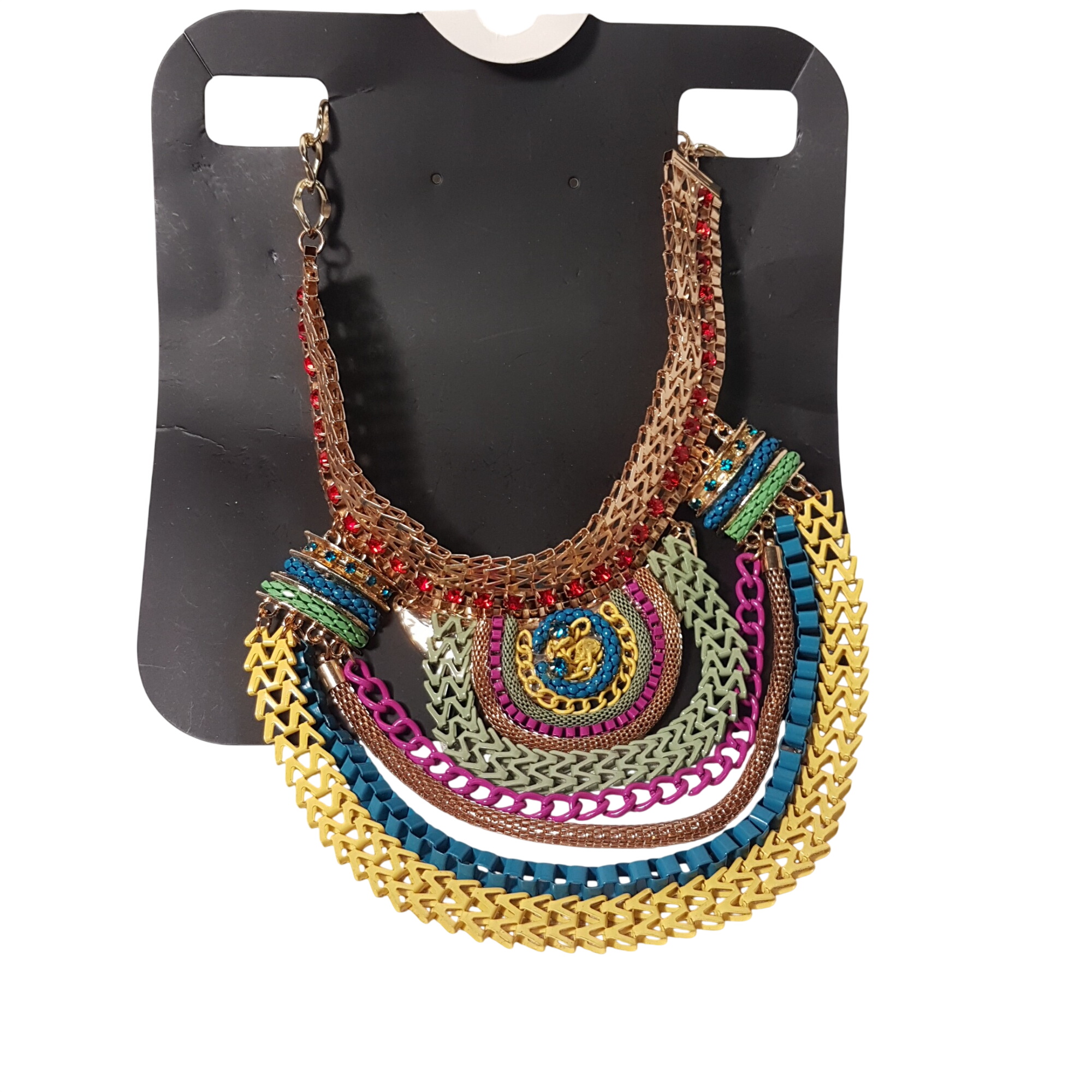 Collier ras du cou ethnique en métal comme neuf Parfait état - 12,00 € Collier ras du cou ethnique en métal comme neuf Parfait état reconditionné disponible sur Label Emmaüs