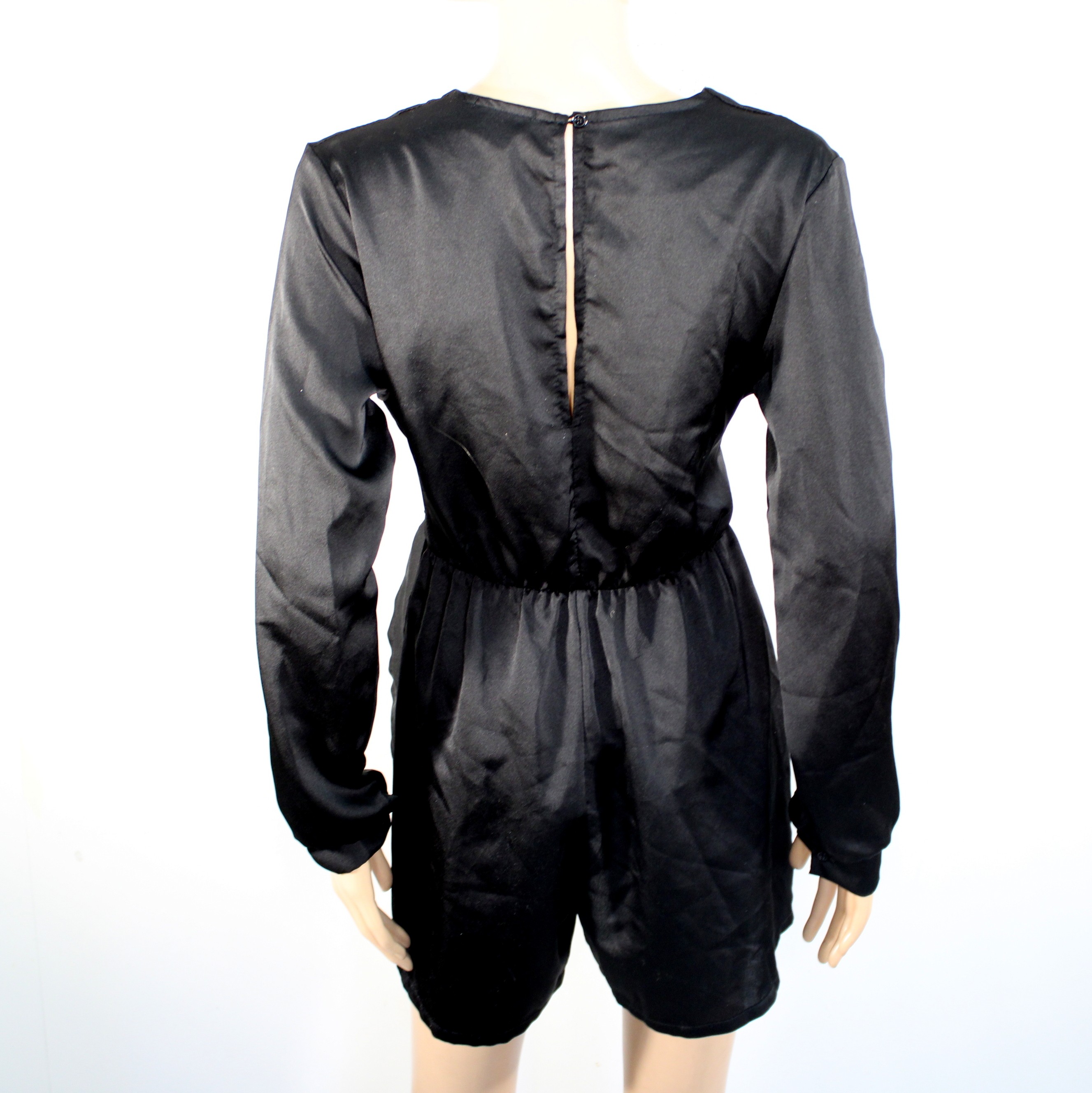 Voir photo 2 de Combishort Femme Noir CLOOTHES Taille M Combishort Femme Noir CLOOTHES Taille M Bon état reconditionné photo 2