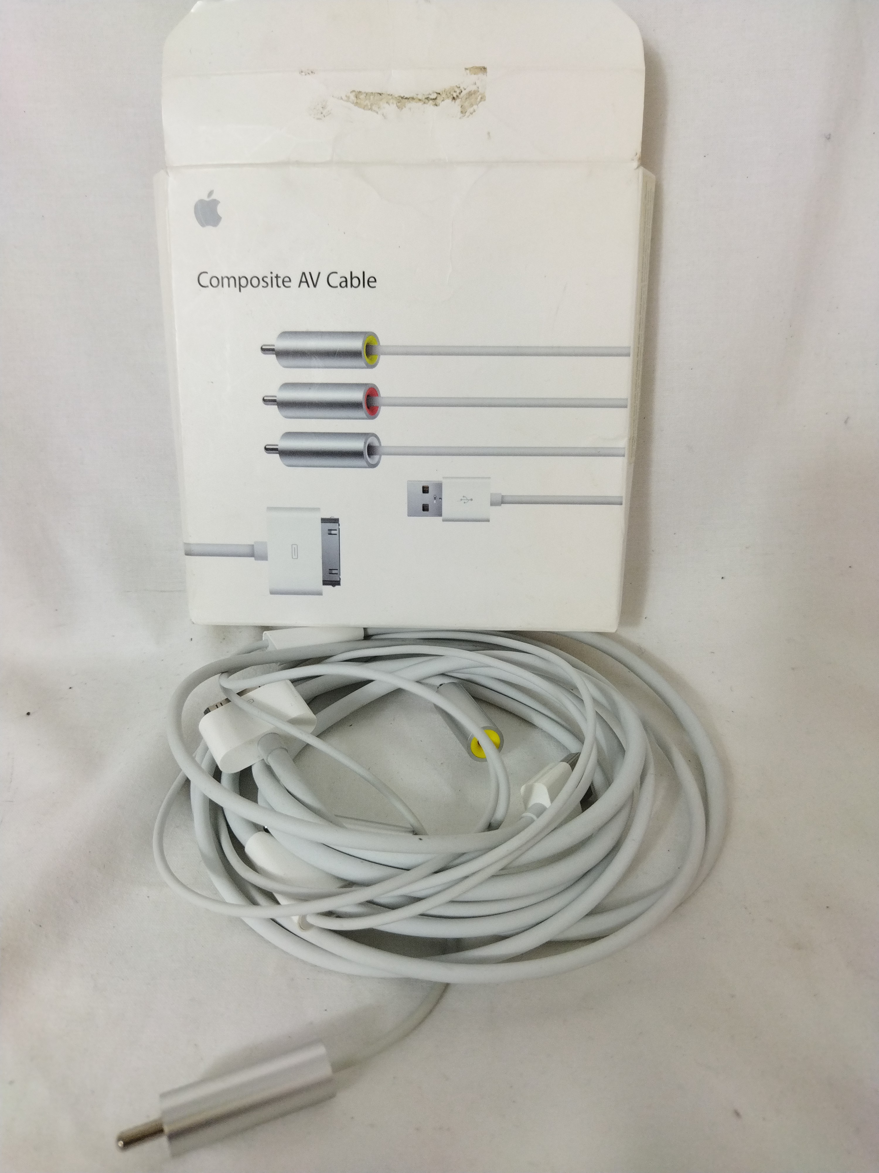 Voir photo 3 de Composite AV Cable modèle ancien pour ipad ou Iphone et autres Composite AV Cable modèle ancien pour ipad ou Iphone et autres Très bon état reconditionné photo 3