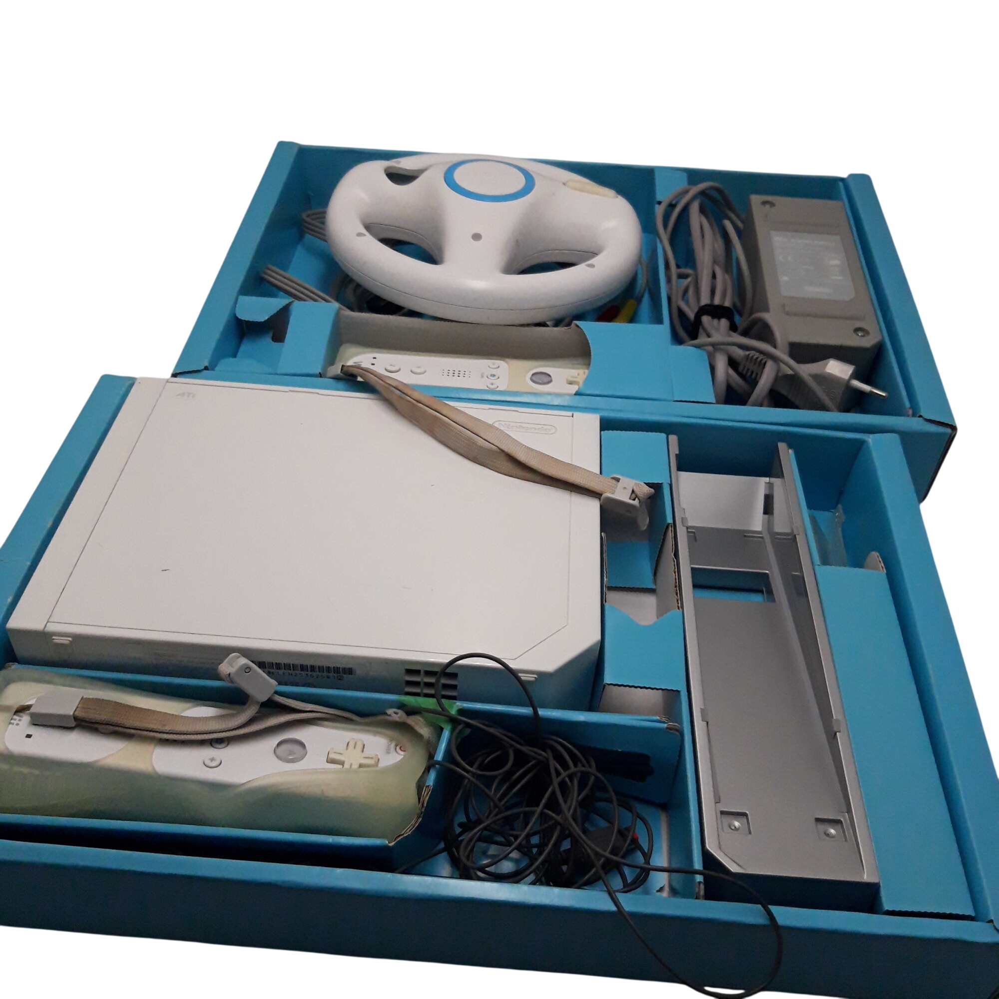 Acheter Console 'Nintendo Wii' Blanche Bon état - 39,00 € Console 'Nintendo Wii' Blanche Bon état reconditionné disponible sur Label Emmaüs