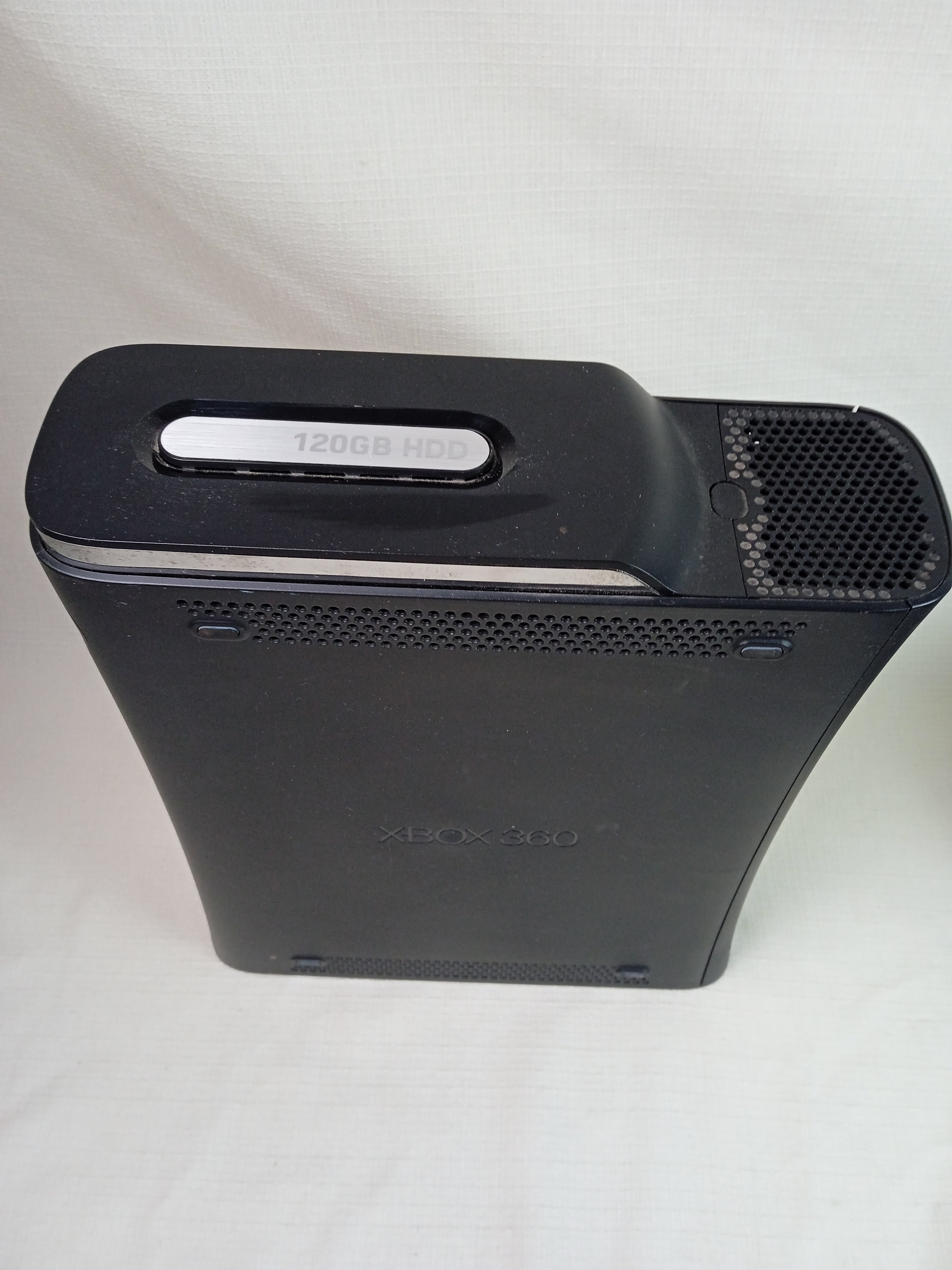 Voir photo 4 de Console XBOX 360 (120 Go) avec 2 manettes sans fil et 5 jeux Console XBOX 360 (120 Go) avec 2 manettes sans fil et 5 jeux Bon état reconditionné photo 4
