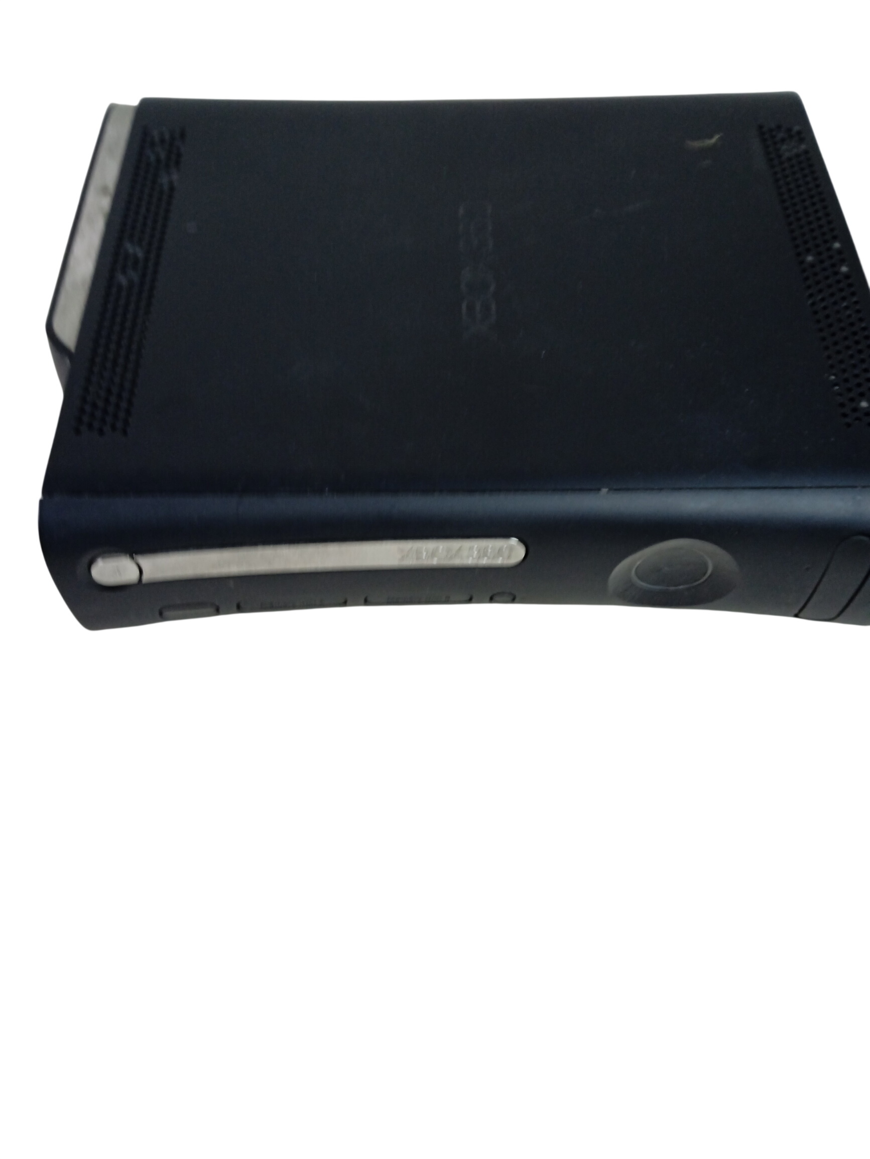 Console Xbox 360 120 Go + disque dur externe 60 Go + 2 manettes + kinect + 15 jeux Bon état - 160,00 € Console Xbox 360 120 Go + disque dur externe 60 Go + 2 manettes + kinect + 15 jeux Bon état reconditionné disponible sur Label Emmaüs