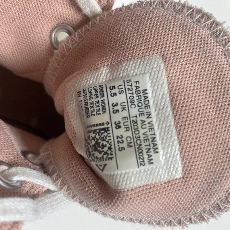 Voir photo 11 de Converse Chuck Taylor montantes blanches et roses femme pointure 36 vintage Converse Chuck Taylor montantes blanches et roses femme pointure 36 vintage Bon état reconditionné photo 11