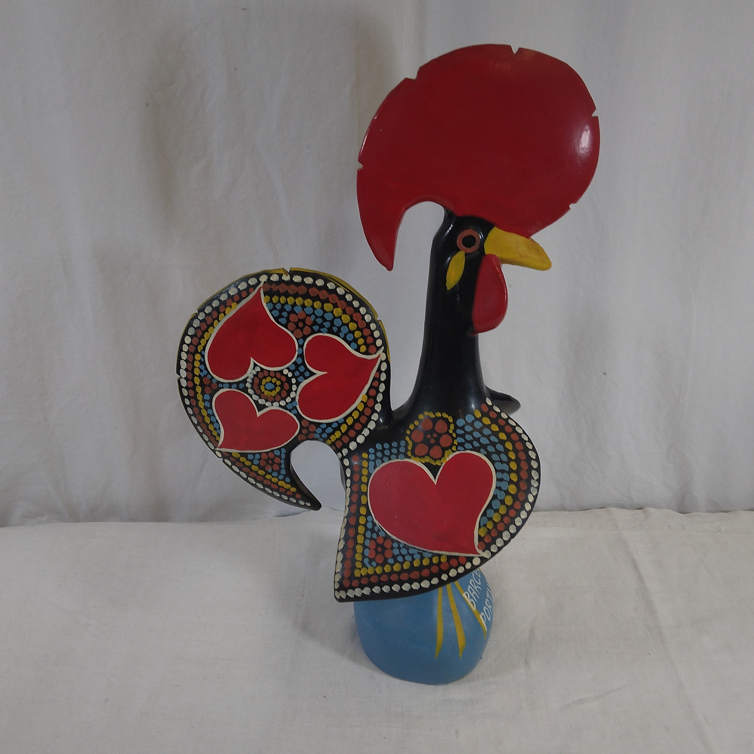Voir photo 5 de Coq de Barcelos en terre cuite, Très bon état - H 38 cm + petit coq H :10.5 cm Coq de Barcelos en terre cuite, Très bon état - H 38 cm + petit coq H :10.5 cm Très bon état reconditionné photo 5