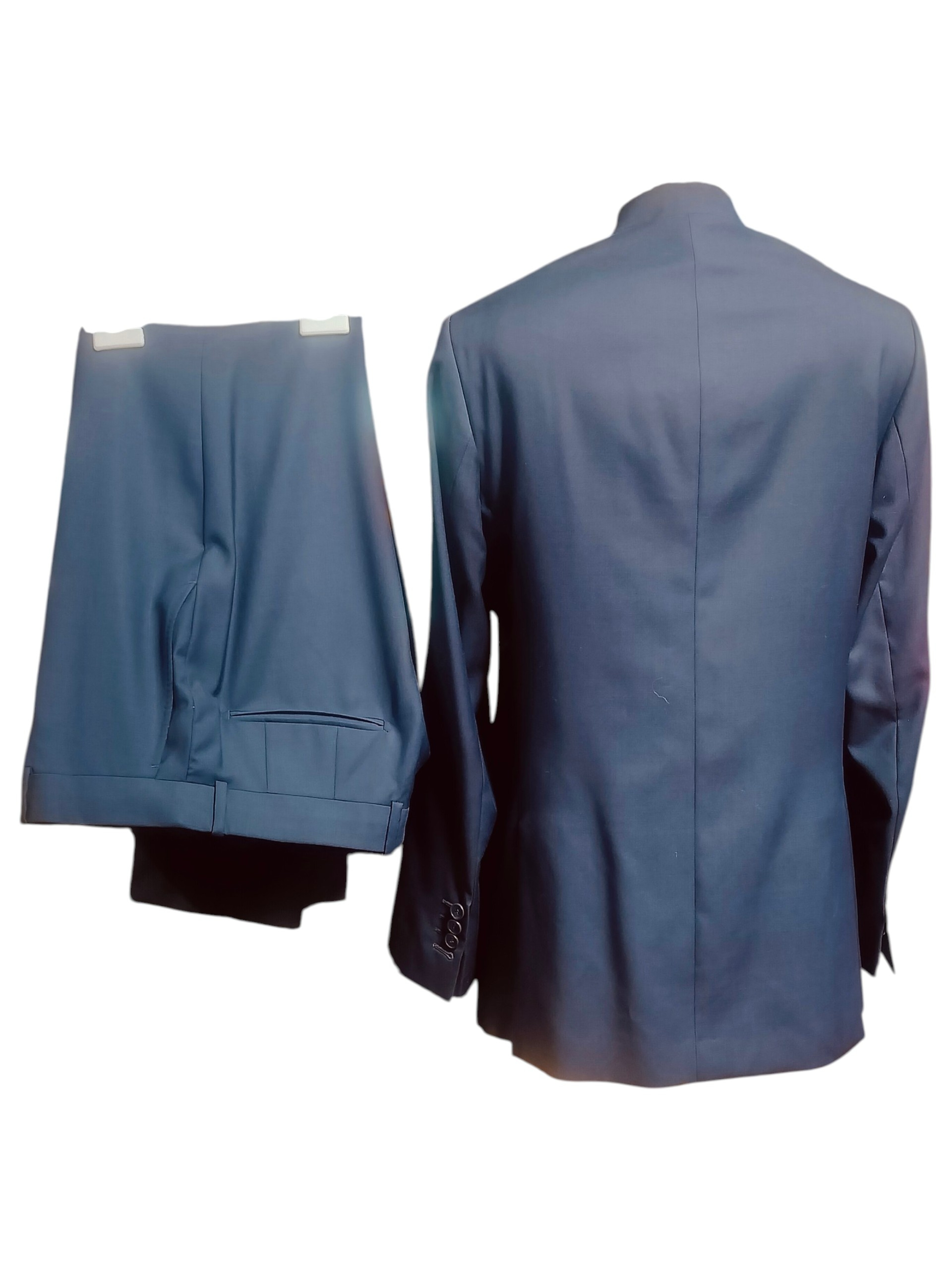 Voir photo 4 de Coqlico costume neuf sans étiquette taille 44 Coqlico costume neuf sans étiquette taille 44 Parfait état reconditionné photo 4