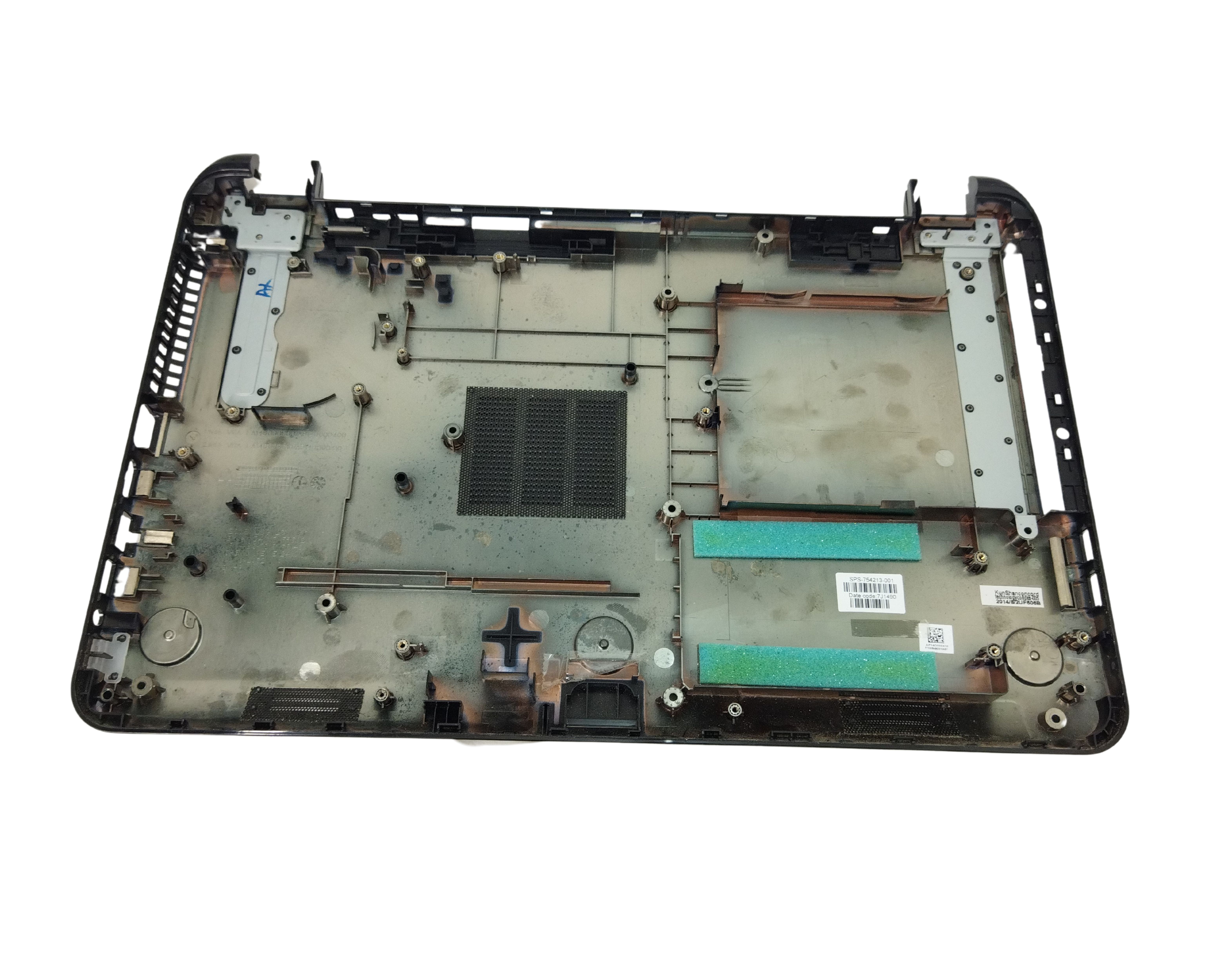 Voir photo 2 de coque arrière de HP 250 G3 coque arrière de HP 250 G3 très bon état reconditionné photo 2