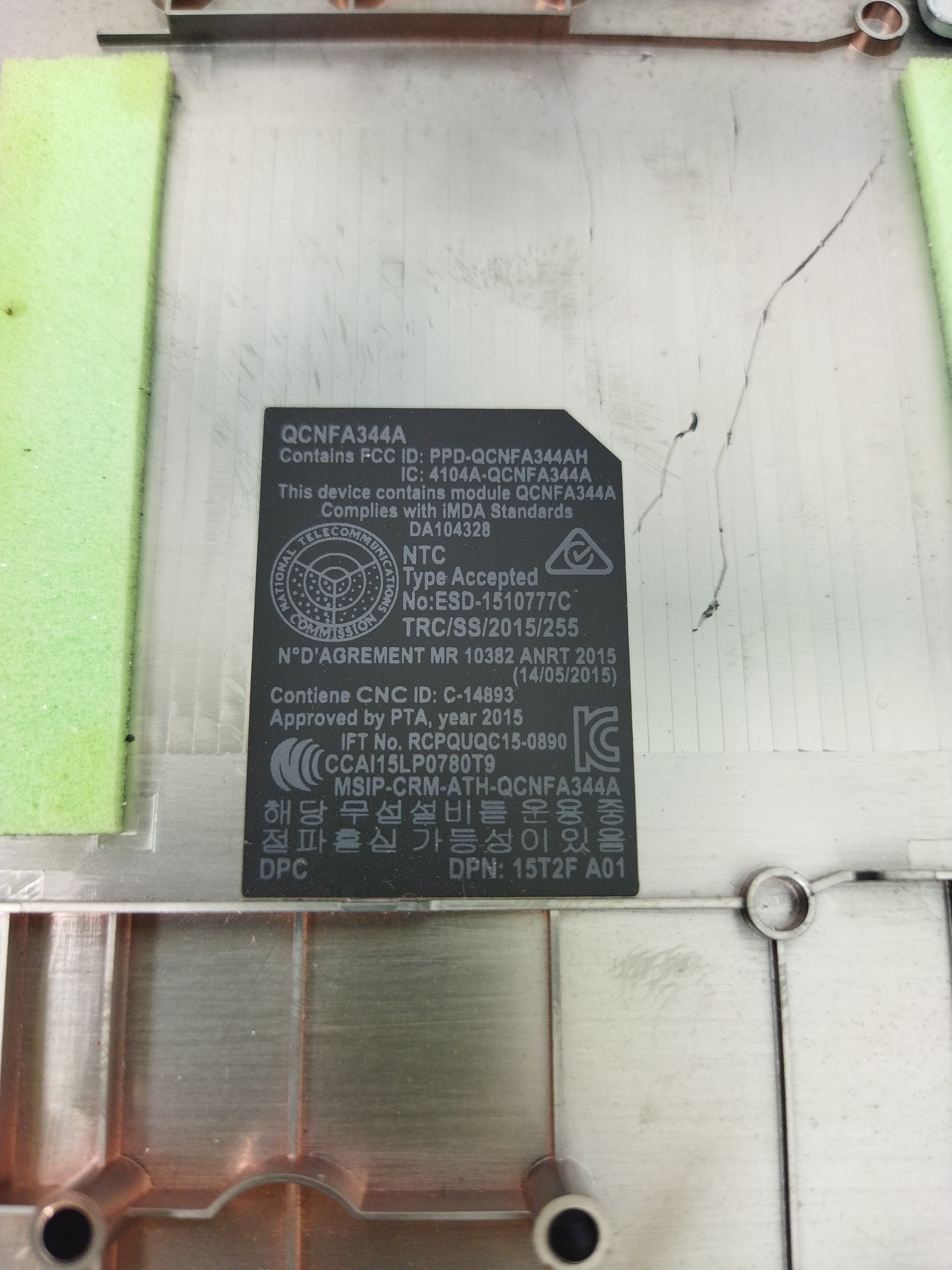 Voir photo 4 de Coque arrière Dell Latitude 3590 Coque arrière Dell Latitude 3590 très bon état reconditionné photo 4