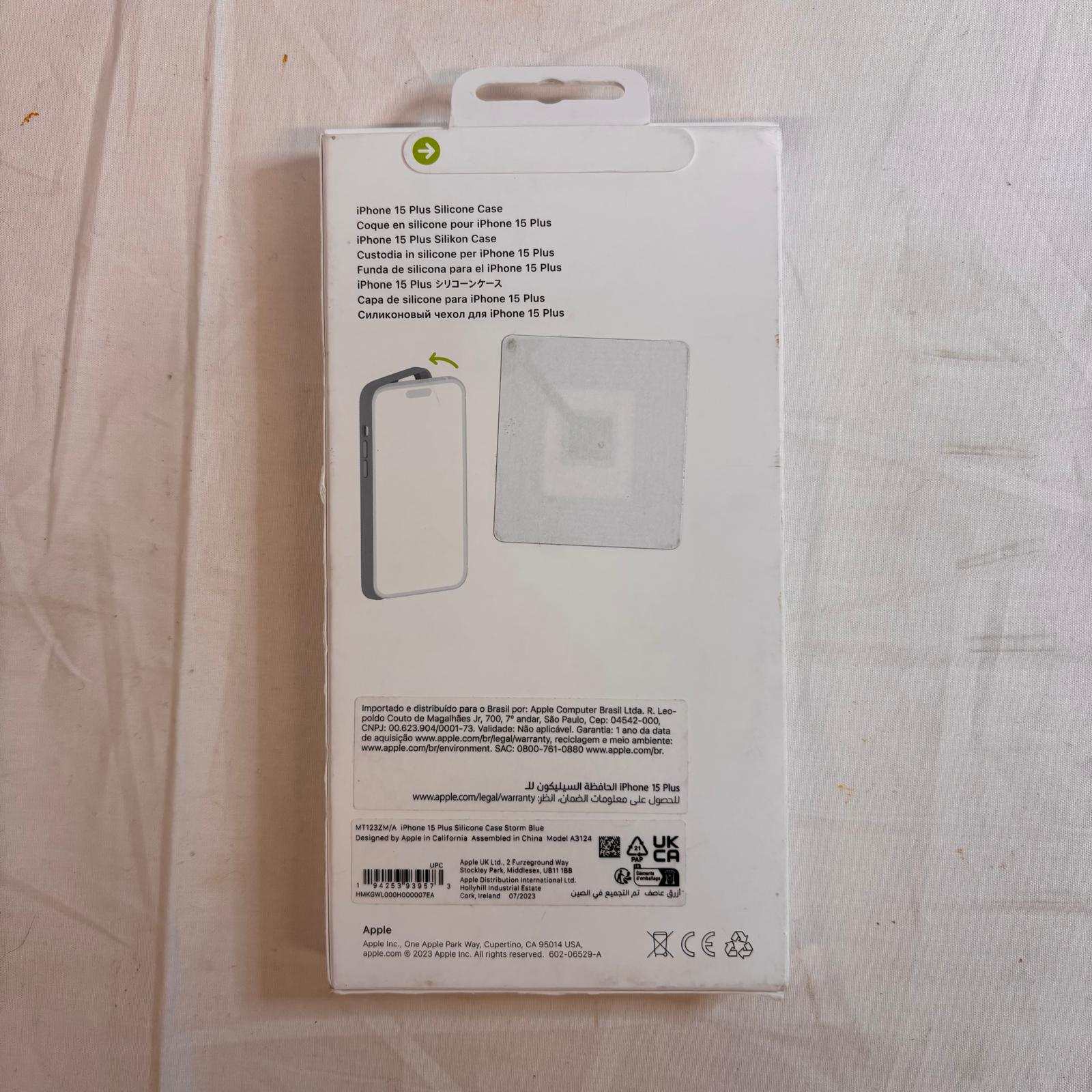 Voir photo 2 de Coque pour iPhone 15 Plus - Marque APPLE Coque pour iPhone 15 Plus - Marque APPLE Très bon état reconditionné photo 2