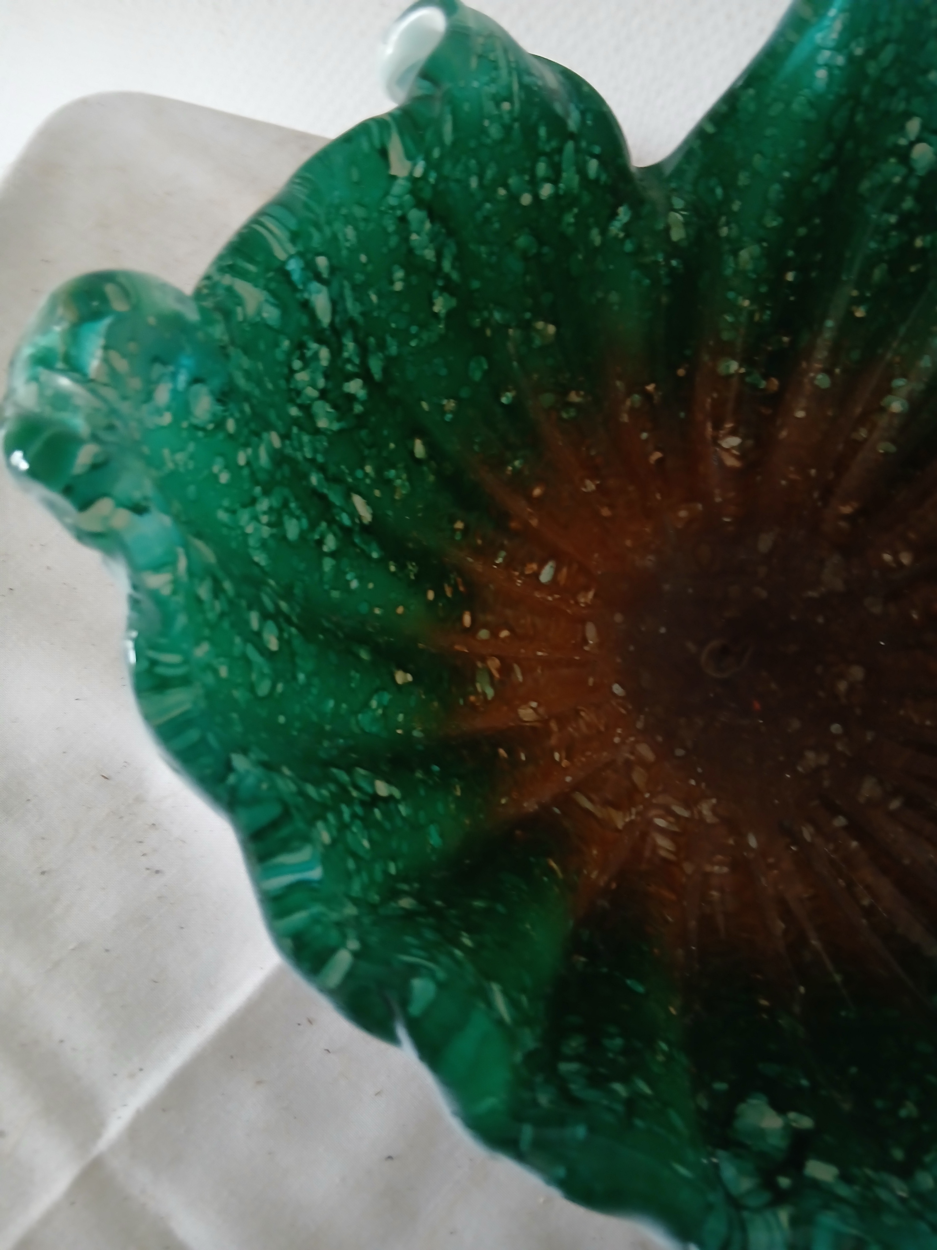 Voir photo 4 de Corbeille à fruits en verre peint. Corbeille à fruits en verre peint. Bon état reconditionné photo 4
