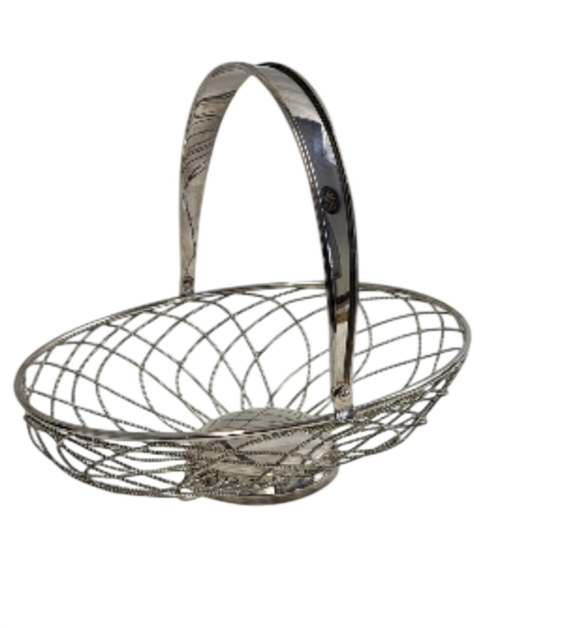 Corbeille à fruits vintage en métal argenté État correct - 12,00 € Corbeille à fruits vintage en métal argenté État correct reconditionné disponible sur Label Emmaüs