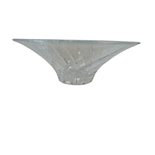 Coupe à fruit en cristal Très bon état - 30,00 € Coupe à fruit en cristal Très bon état reconditionné disponible sur Label Emmaüs