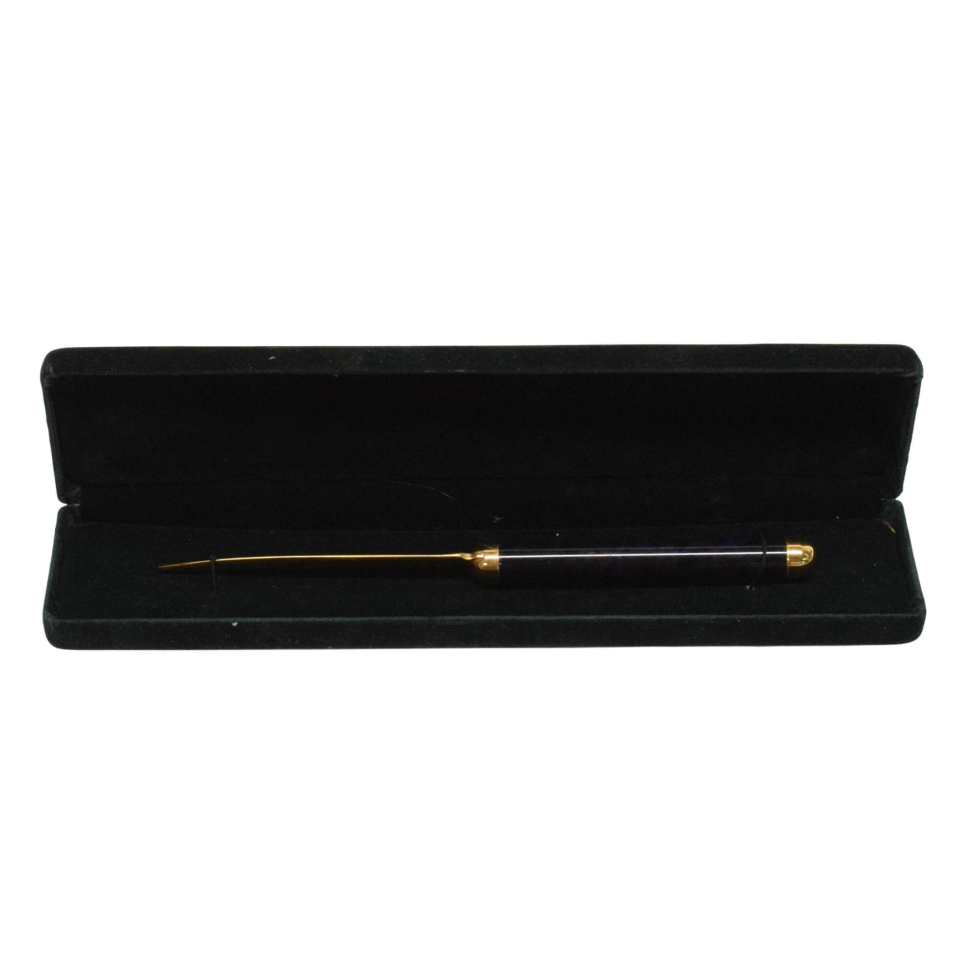 Acheter Coupe papier en laiton à manche imitation marbre noir et bleu avec étui Bon état - 10,00 € Coupe papier en laiton à manche imitation marbre noir et bleu avec étui Bon état reconditionné disponible sur Label Emmaüs