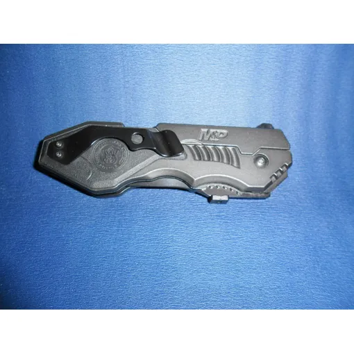 Couteau Auto Smith Et Wesson Mp Bon état - 45,00 € Couteau Auto Smith Et Wesson Mp Bon état reconditionné disponible sur Rakuten