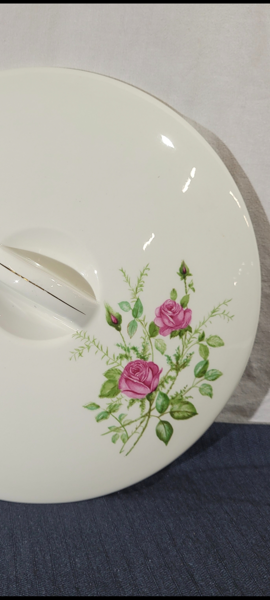 Voir photo 2 de Couvercle de Soupière Gien - Modèle Pompadour - Vintage Couvercle de Soupière Gien - Modèle Pompadour - Vintage Très bon état reconditionné photo 2