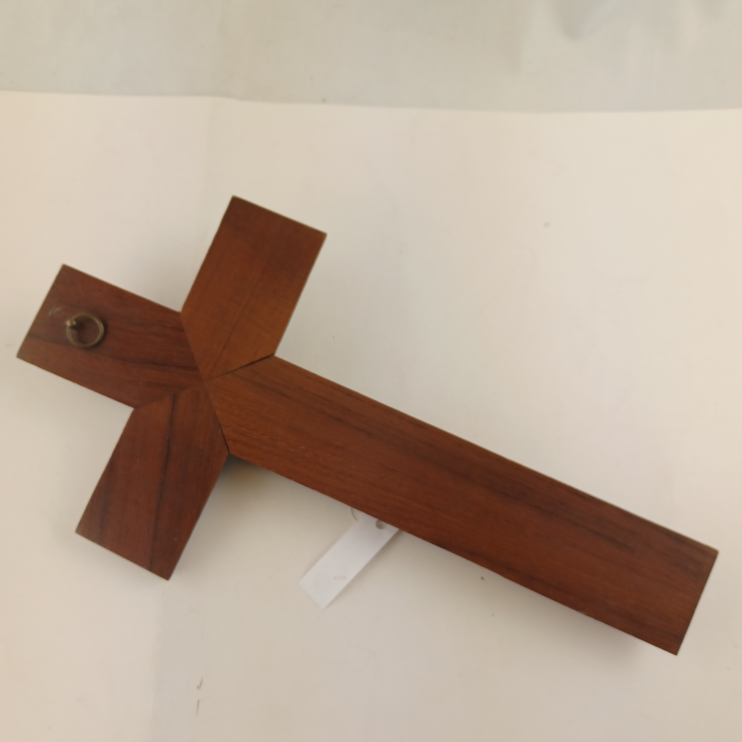 Voir photo 6 de Croix de Jésus en boix INRI de 36x19 cm Croix de Jésus en boix INRI de 36x19 cm Très bon état reconditionné photo 6