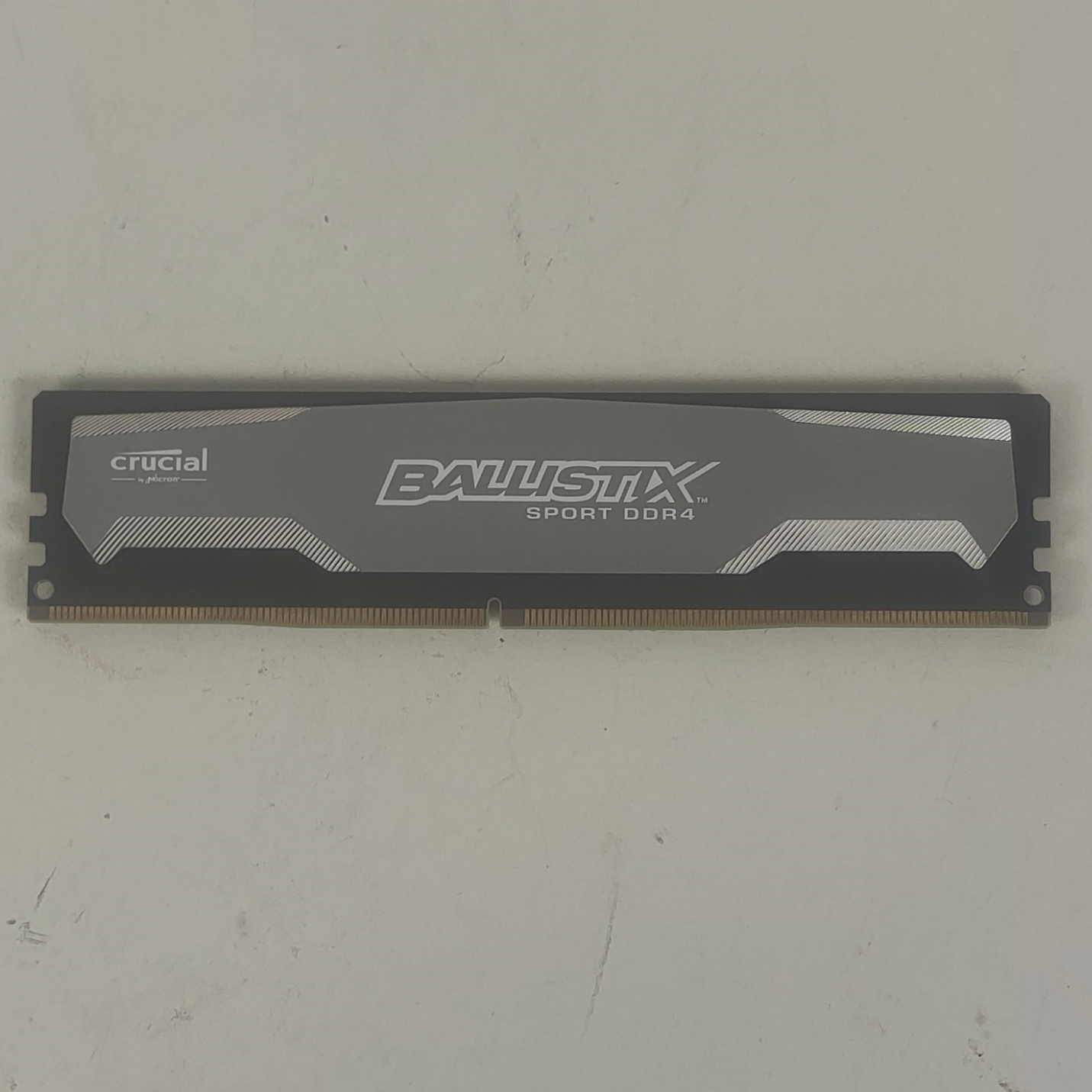 Voir photo 2 de Crucial Ballistix RAM DDR4 2400 2x4 go CL16 BLS4G4D240FSA Crucial Ballistix RAM DDR4 2400 2x4 go CL16 BLS4G4D240FSA Très bon état reconditionné photo 2
