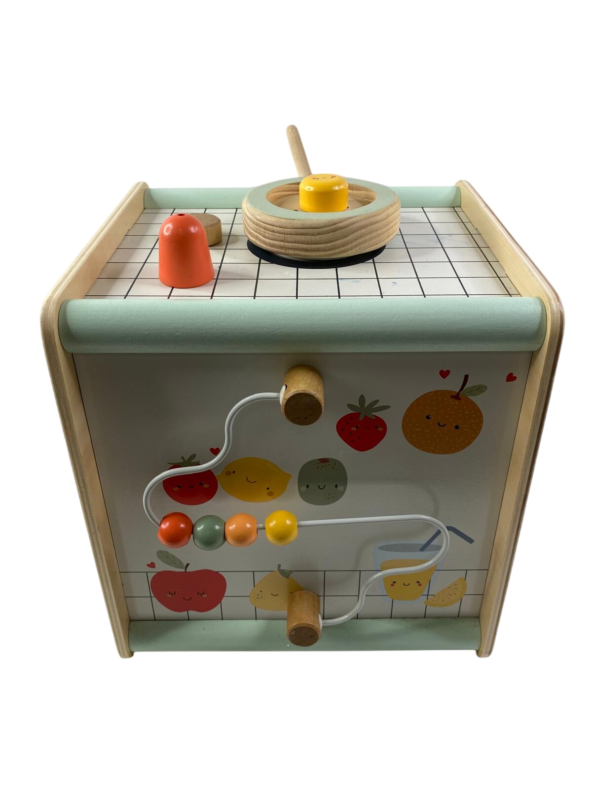 Cube d'activité cuisinette en bois État correct - 20,00 € Cube d'activité cuisinette en bois État correct reconditionné disponible sur Label Emmaüs