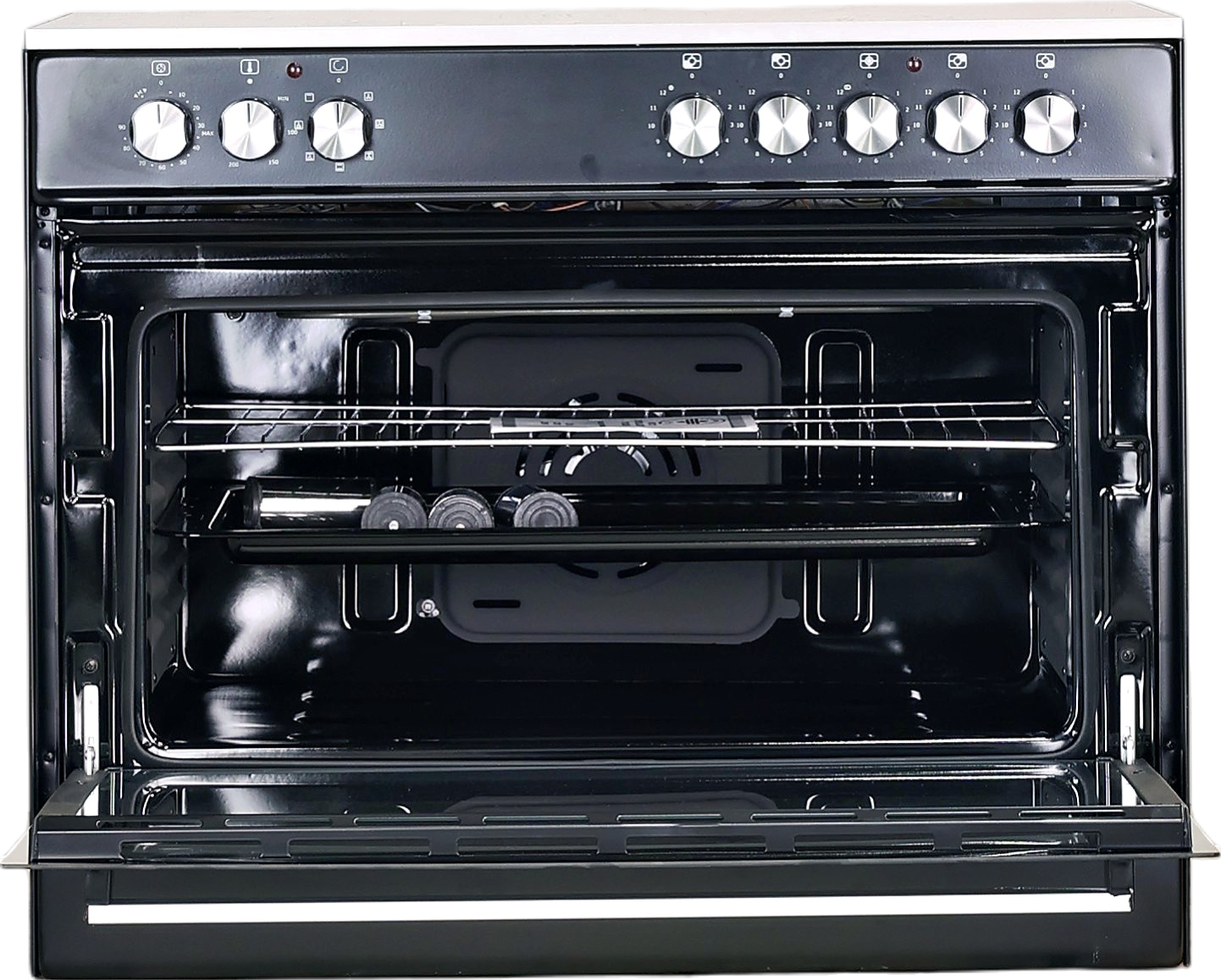 Cuisinière vitrocéramique LA GERMANIA CD9VN Très bon état La Germania reconditionné disponible sur Underdog
