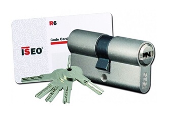 Cylindre à double entrée IS R6 30x60mm nickelé s'entrouvrant - - 880930609.8502 Bon état ISEO (s'il s'agit de la marque de reconditionné disponible sur Darty