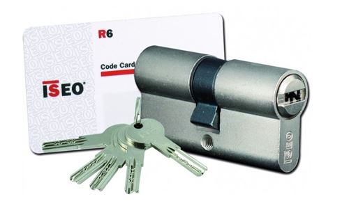 Cylindre à double entrée IS R6 30x60mm nickelé s'entrouvrant - ISEO - 880930609.8502 État correct N/A reconditionné disponible sur Fnac