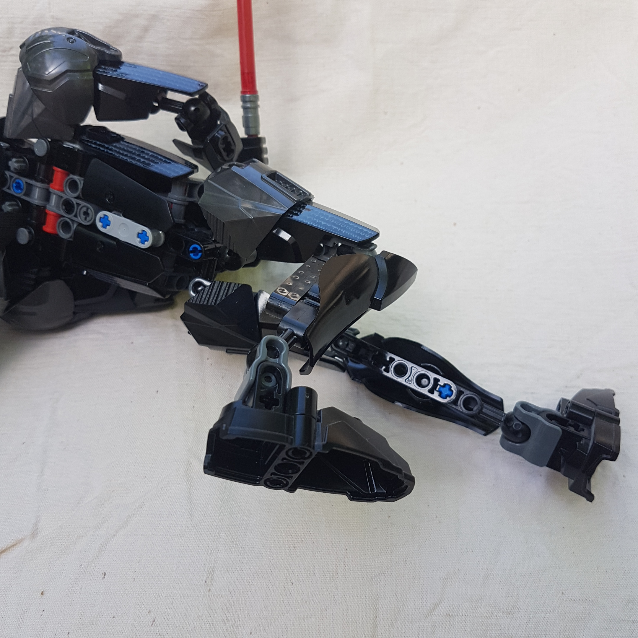Voir photo 3 de Dark Vador Lego Star Wars petites pièces manquantes Dark Vador Lego Star Wars petites pièces manquantes reconditionné photo 3