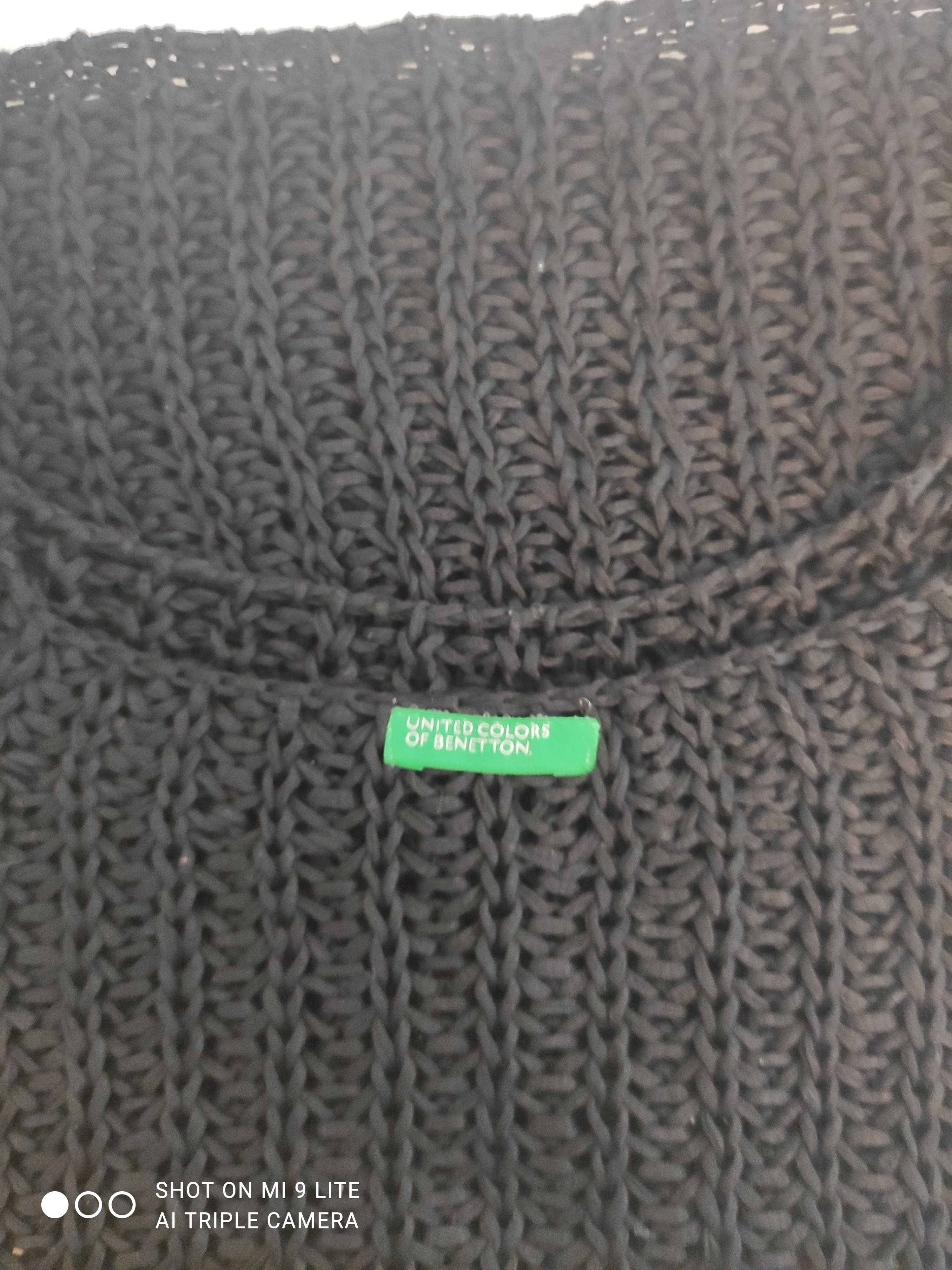 Voir photo 4 de Débardeur en maille filet crochet noir – United Colors of Benetton – S/M / 36-38 (Excellent état) Débardeur en maille filet crochet noir – United Colors of Benetton – S/M / 36-38 (Excellent état) Parfait état reconditionné photo 4