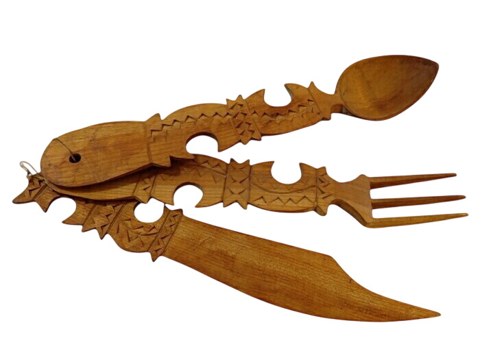 Acheter Déco mural en bois teck style africain année 70/80 Très bon état - 10,40 € Déco mural en bois teck style africain année 70/80 Très bon état reconditionné disponible sur Label Emmaüs