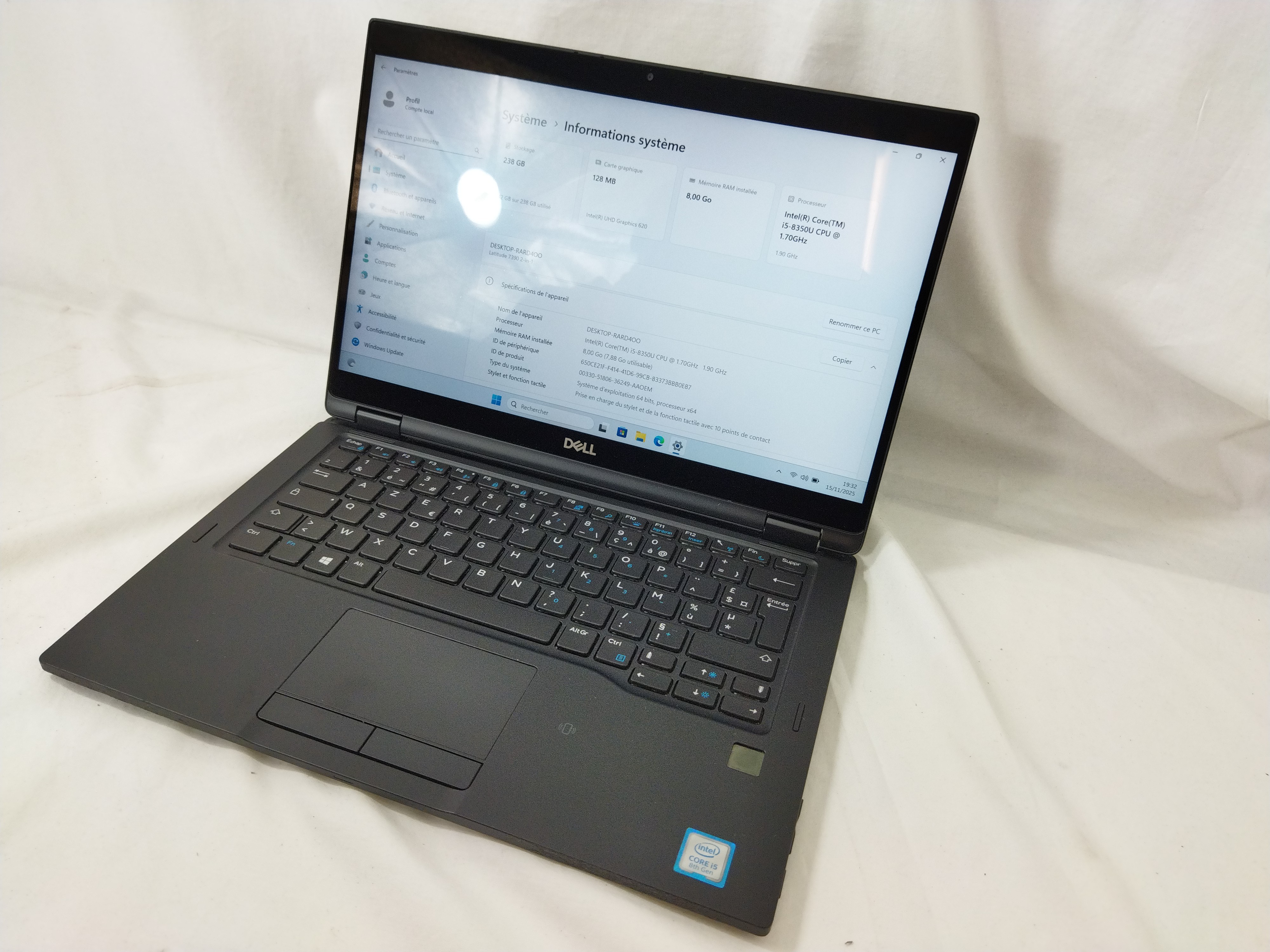 Voir photo 3 de Dell Latitude 7390 2-in-1 Ecran tactile en très bon état sans chargeur usb-c Dell Latitude 7390 2-in-1 Ecran tactile en très bon état sans chargeur usb-c très bon état reconditionné photo 3