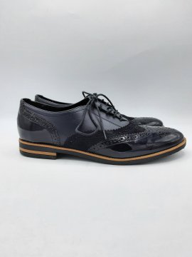 Acheter Derbies AEROS ME marines de seconde main - 15,00 € | Dero Derbies AEROS ME marines de seconde main N/A reconditionné disponible sur Claquettes Market | Dero
