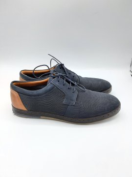 Derbies bleu marine Bocage de seconde main Très bon état - 40,00 € Derbies bleu marine Bocage de seconde main Très bon état Bocage reconditionné disponible sur Claquettes Market