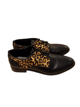 Acheter Derbies imprimé léopard ERAM T39 de seconde main - 18,00 € Derbies imprimé léopard ERAM T39 de seconde main Eram reconditionné disponible sur Claquettes Market