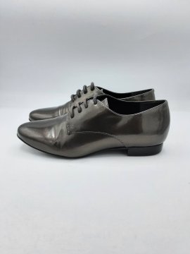 Derbies SAN MARINA grises de seconde main - 25,00 € Derbies SAN MARINA grises de seconde main reconditionné disponible sur Claquettes Market