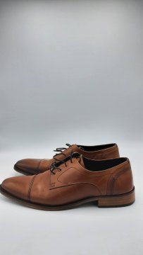 Derbies - 20,00 € Derbies Eram reconditionné disponible sur Claquettes Market