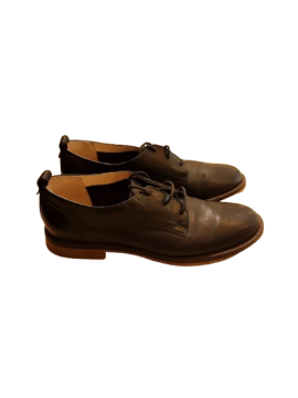 Derby Noir SAN MARINA De seconde Main - 20,00 € Derby Noir SAN MARINA De seconde Main San Marina reconditionné disponible sur Claquettes Market