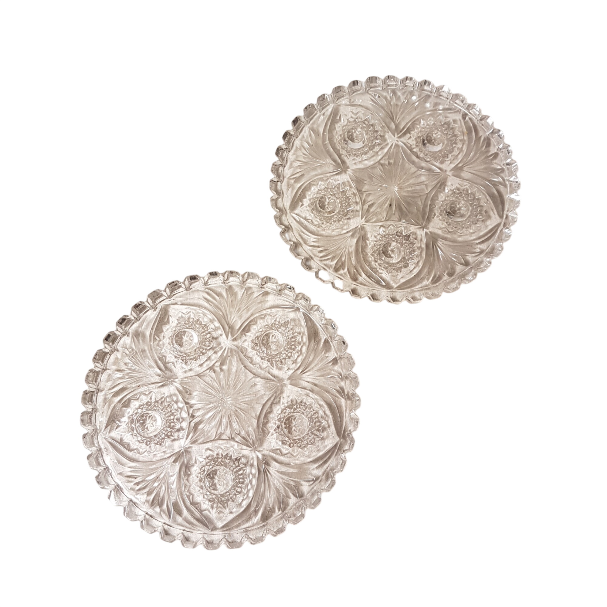 Acheter Dessous de bouteille rétro en verre diamètre 13,8 cm Parfait état - 12,00 € Dessous de bouteille rétro en verre diamètre 13,8 cm Parfait état reconditionné disponible sur Label Emmaüs