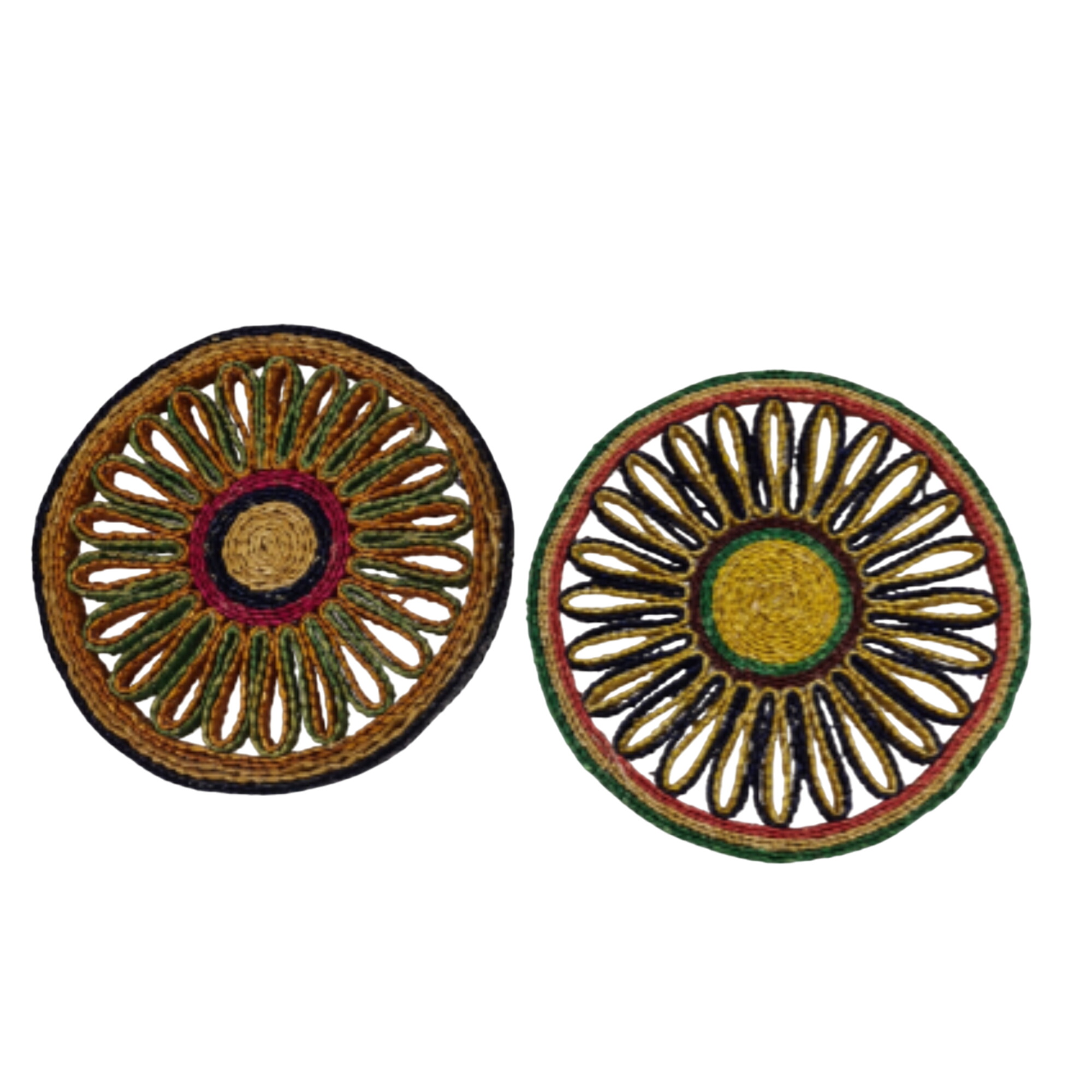 Dessous de plat en raphia (lot de2) Bon état - 14,40 € Dessous de plat en raphia (lot de2) Bon état reconditionné disponible sur Label Emmaüs