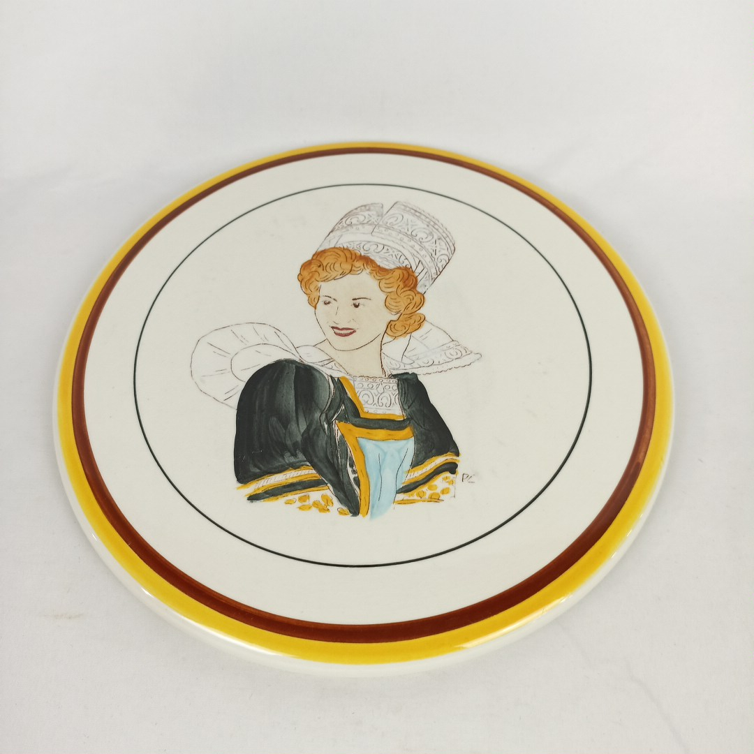 Voir photo 2 de Dessous de plat Ty Breiz Ets Cozic Gourin Dessous de plat Ty Breiz Ets Cozic Gourin État correct reconditionné photo 2