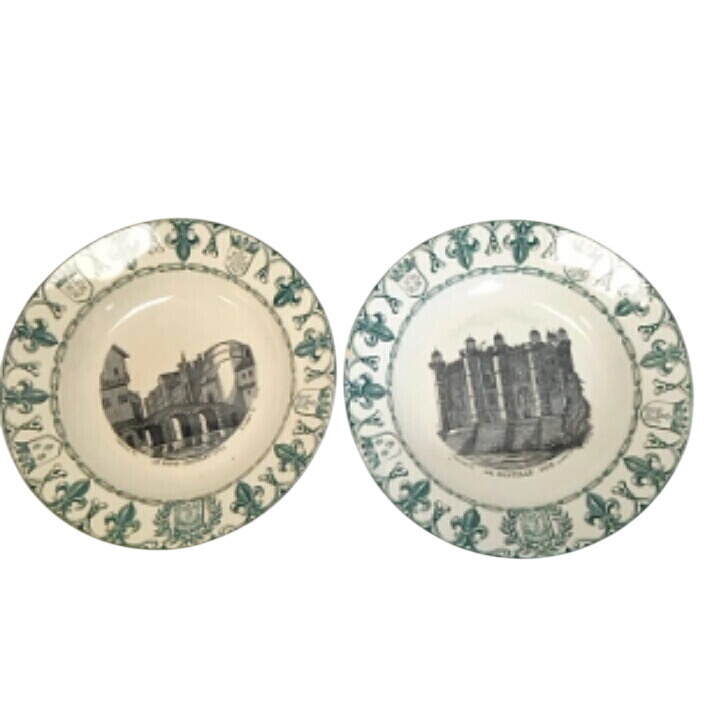 Deux assiettes décoratives creuses " Georges Dreyfus" Bon état - 12,50 € Deux assiettes décoratives creuses " Georges Dreyfus" Bon état reconditionné disponible sur Label Emmaüs