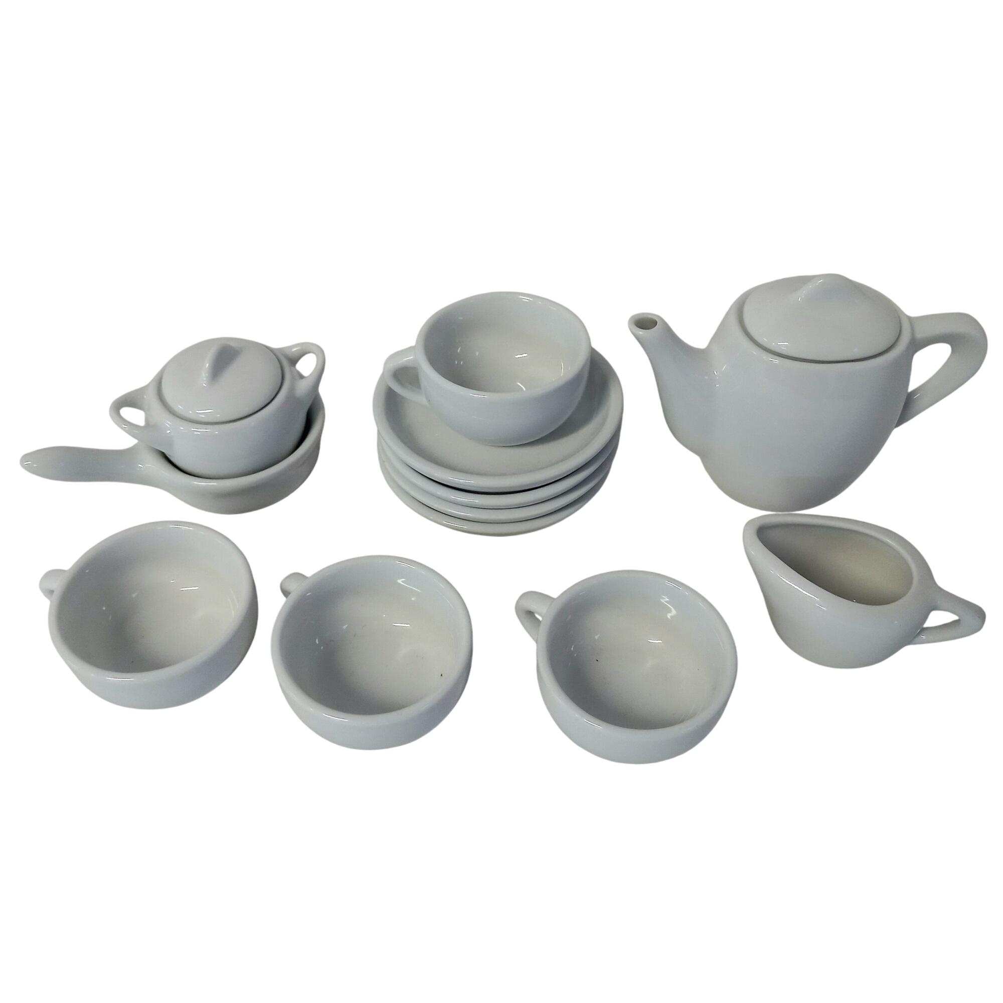 Acheter Dinette en porcelaine - quatre tasses et quatre soucoupes, un sucrier, une casserole, une verseuse à lait, une cafetière Très bon état - 25,00 € Dinette en porcelaine - quatre tasses et quatre soucoupes, un sucrier, une casserole, une verseuse à lait, une cafetière Très bon état reconditionné disponible sur Label Emmaüs