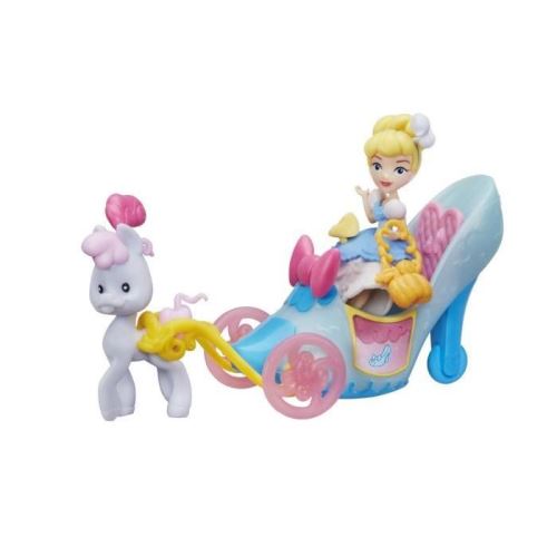 Disney princesses - mini poupée cendrillon et son carrosse hasbro État correct Hasbro reconditionné disponible sur Fnac