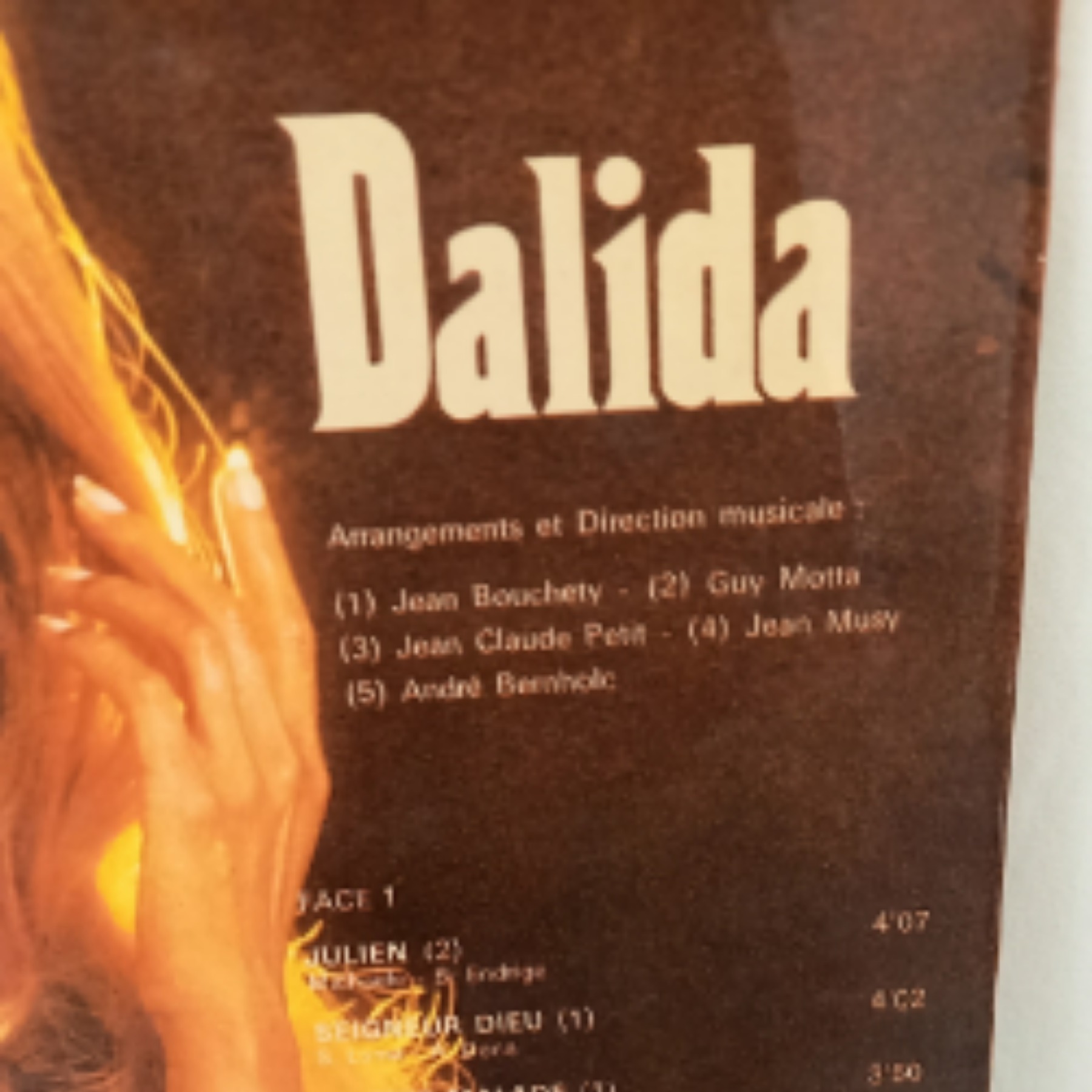 Voir photo 4 de Disque 33 Tours de Dalida Julien. Sonopresse International Shows . Réf:IS 39706. Prod. orlendo. Disque 33 Tours de Dalida Julien. Sonopresse International Shows . Réf:IS 39706. Prod. orlendo. reconditionné photo 4