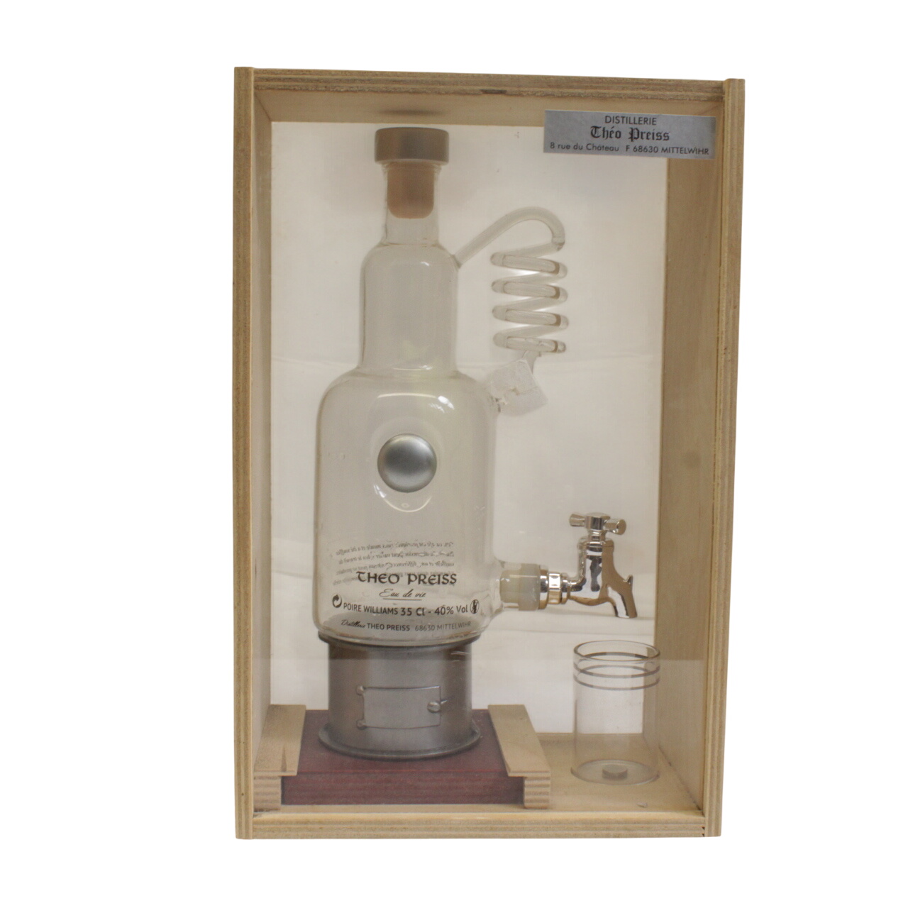 Acheter Distillerie "Théo Preiss" Bon état - 10,00 € Distillerie "Théo Preiss" Bon état reconditionné disponible sur Label Emmaüs