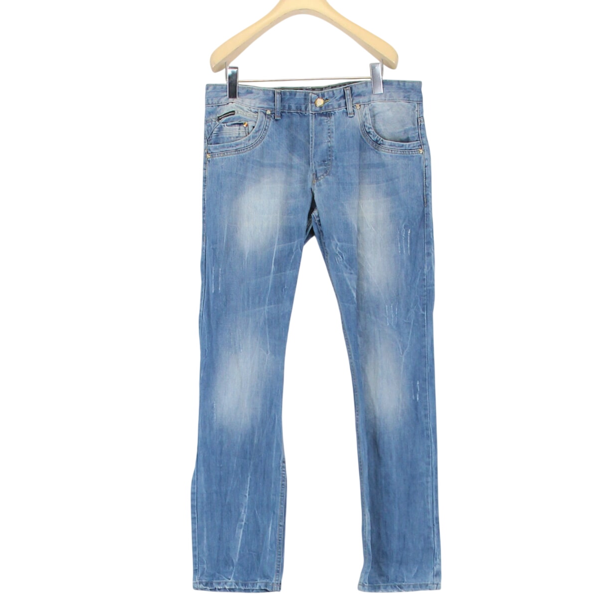 Dolce & Gabbana - jeans en coton - taille 46 Très bon état - 32,00 € Dolce & Gabbana - jeans en coton - taille 46 Très bon état reconditionné disponible sur Label Emmaüs