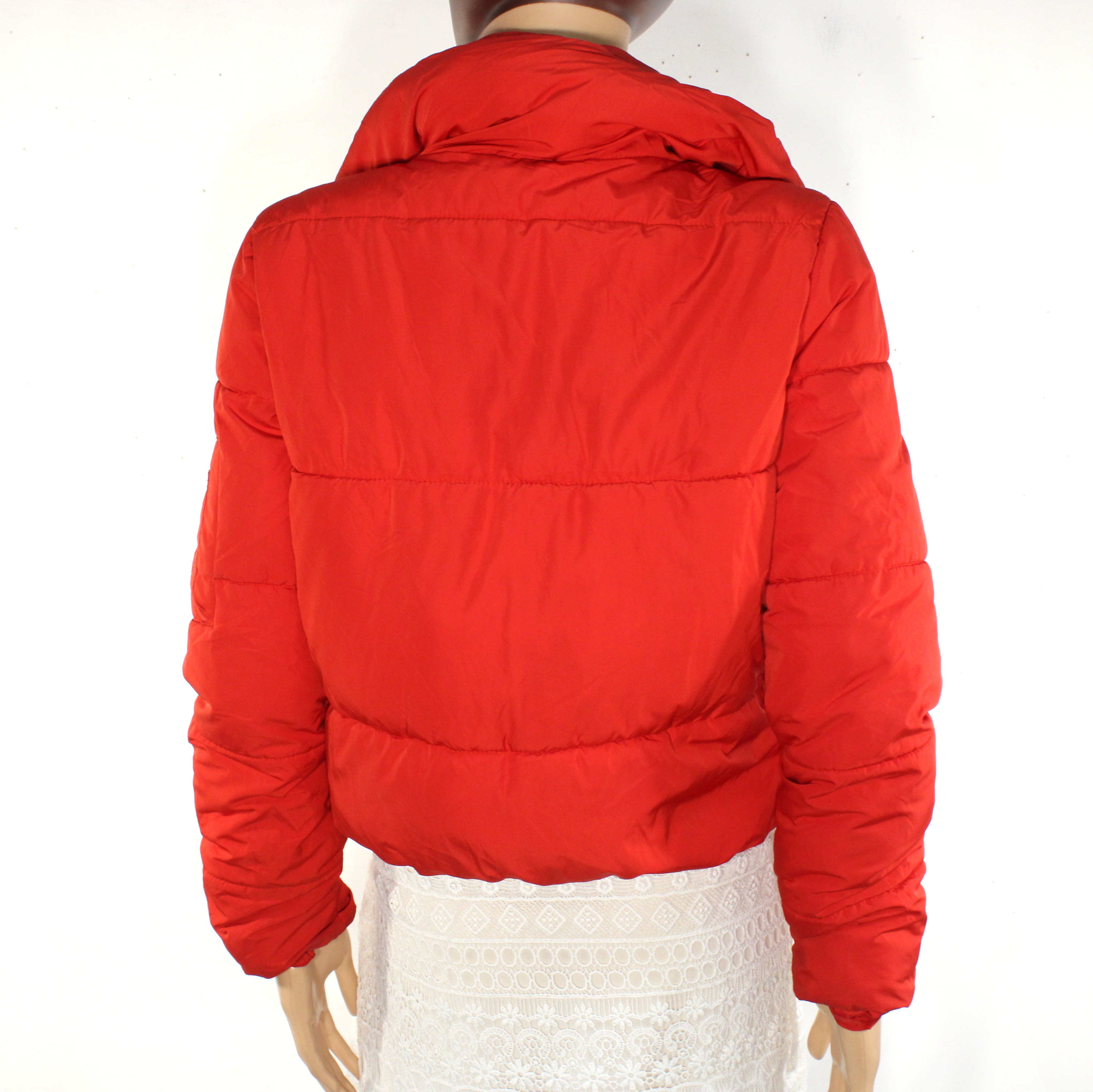 Voir photo 4 de Doudoune Femme Rouge JENNYFER Taille M Doudoune Femme Rouge JENNYFER Taille M Bon état reconditionné photo 4
