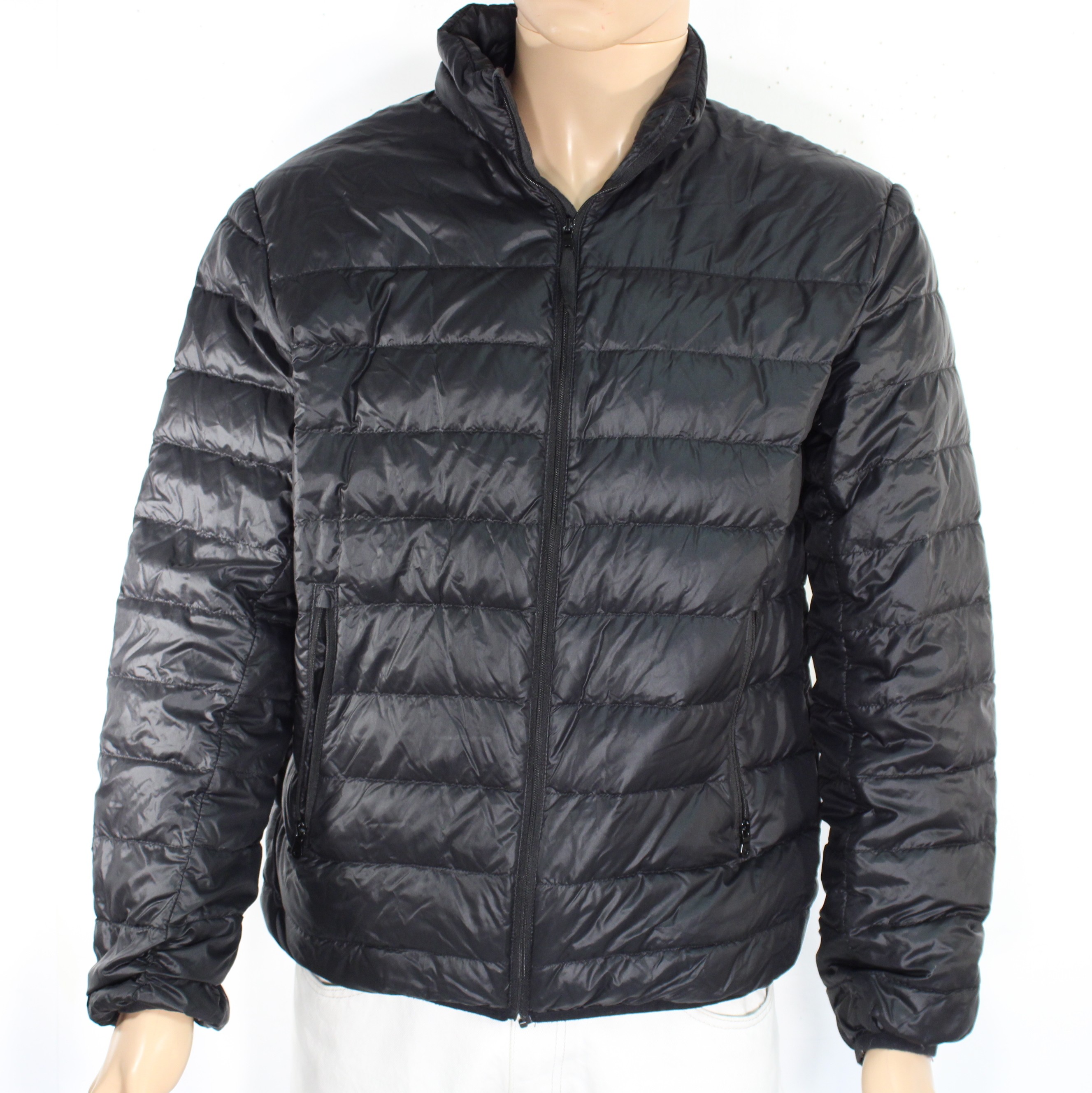 Doudoune Homme Noire Légère H&M Taille L Bon état - 11,50 € Doudoune Homme Noire Légère H&M Taille L Bon état reconditionné disponible sur Label Emmaüs