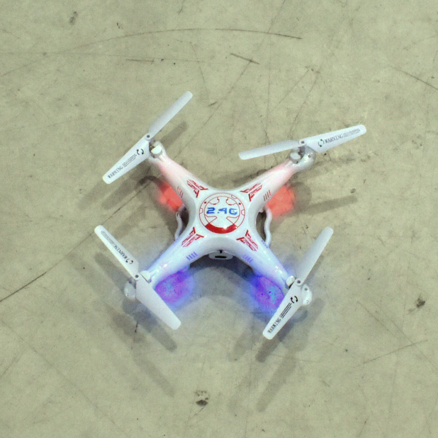 Voir photo 6 de Drone de Loisirs Démarqué - Caméra Intégrée - Pour Débuter | Dero Drone de Loisirs Démarqué - Caméra Intégrée - Pour Débuter Bon état reconditionné photo 6 | Dero
