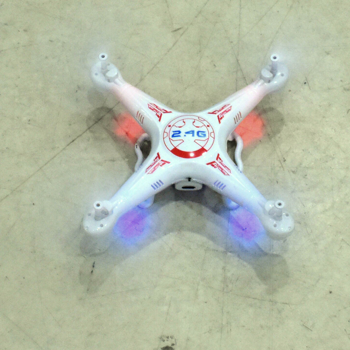 Voir photo 7 de Drone de Loisirs Démarqué - Caméra Intégrée - Pour Débuter | Dero Drone de Loisirs Démarqué - Caméra Intégrée - Pour Débuter Bon état reconditionné photo 7 | Dero