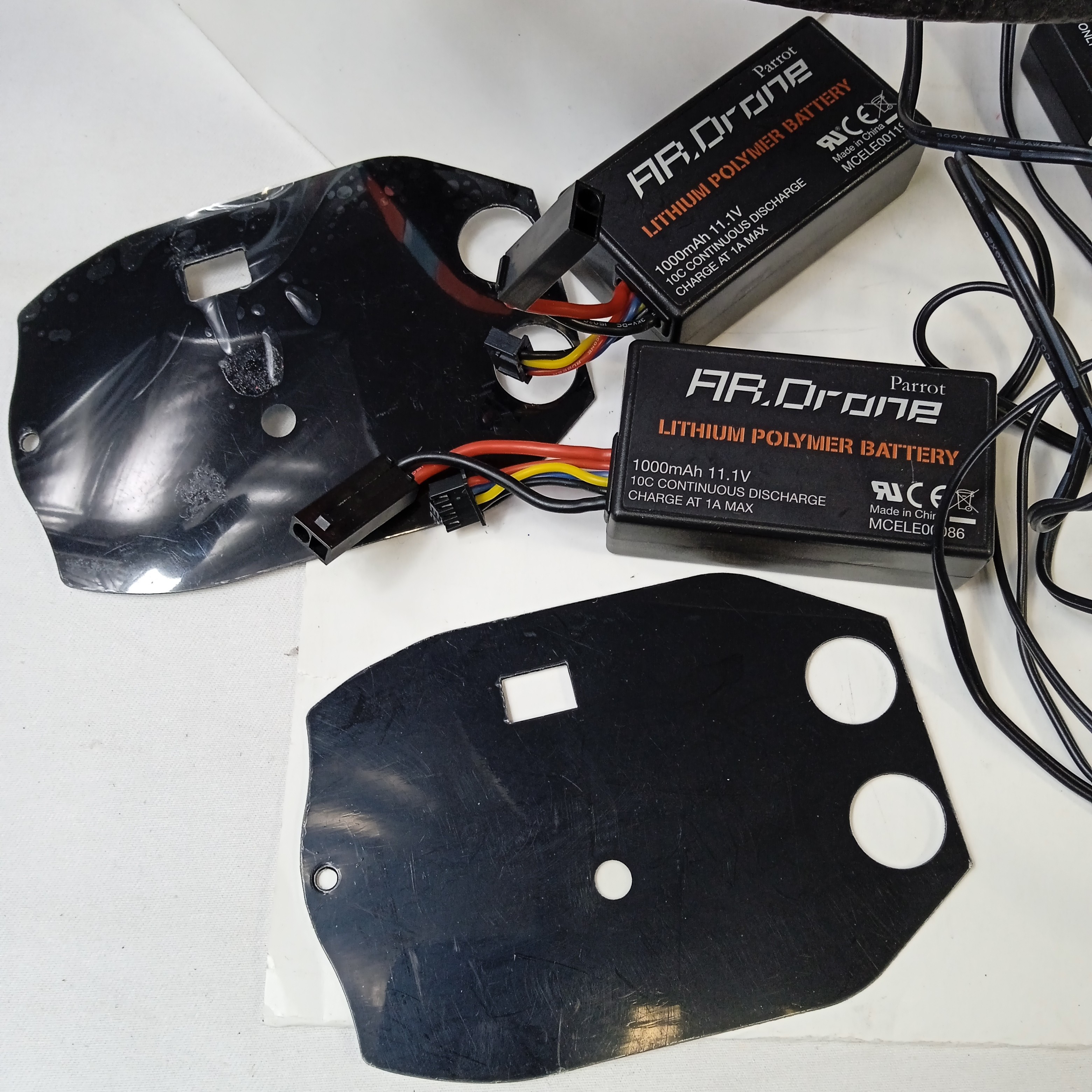 Voir photo 12 de Drone vintage de loisirs AR-Drone Parrot // Drone vintage de loisirs AR-Drone Parrot // État correct reconditionné photo 12